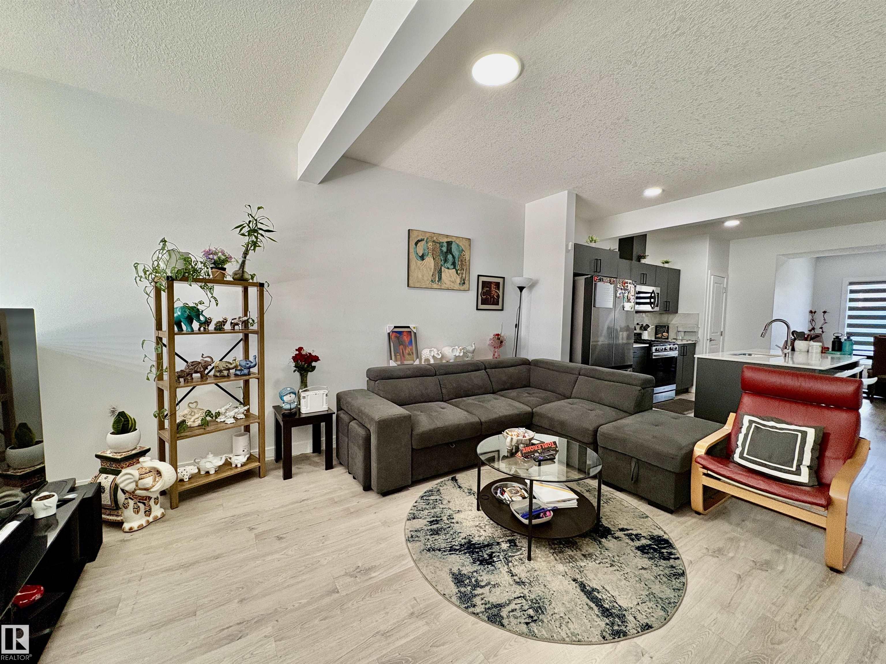 Photo 19 at 1203 Eaton Lane NW, Edgemont, Edmonton