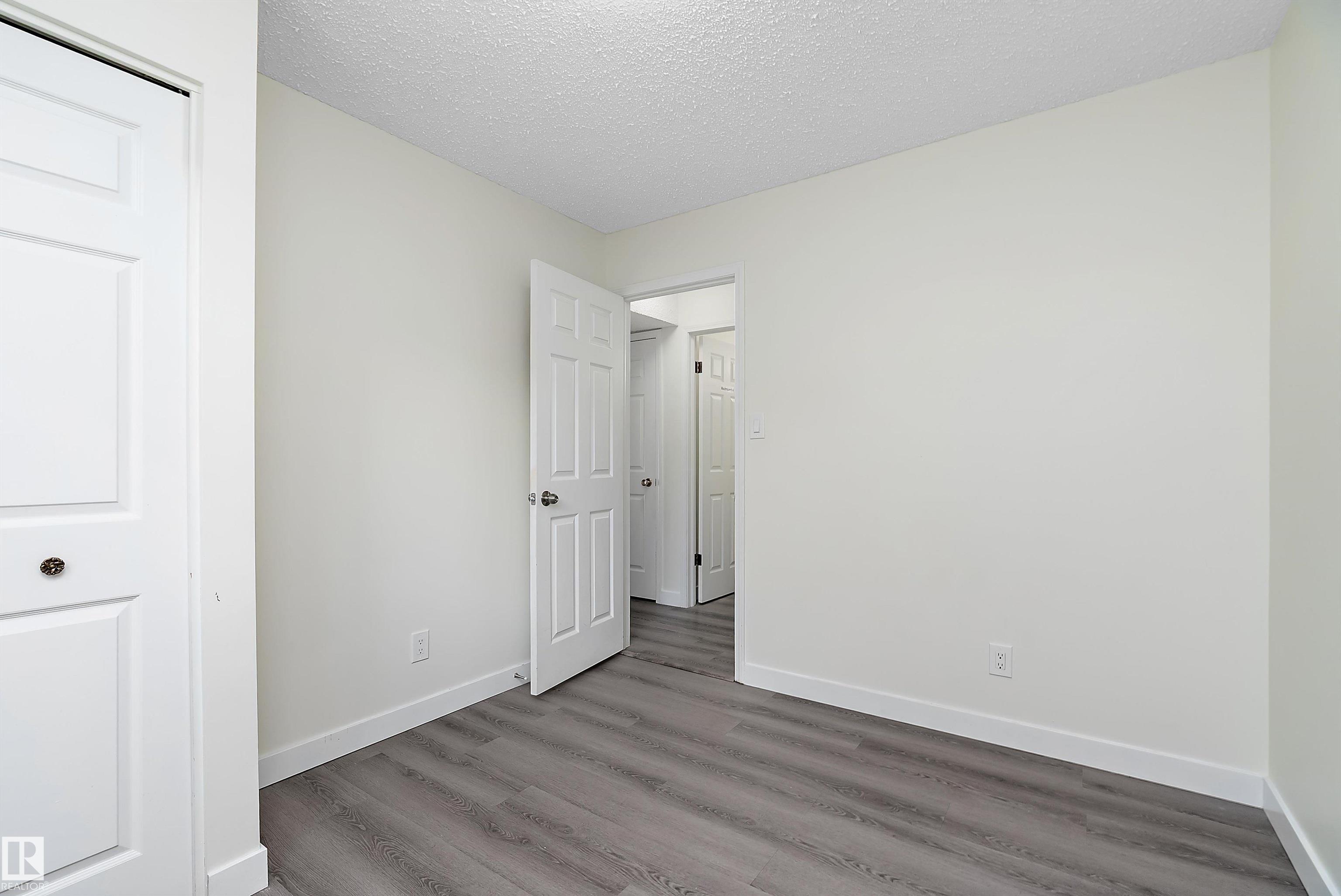 Photo 24 at 11020 158 Avenue NW, Beaumaris, Edmonton