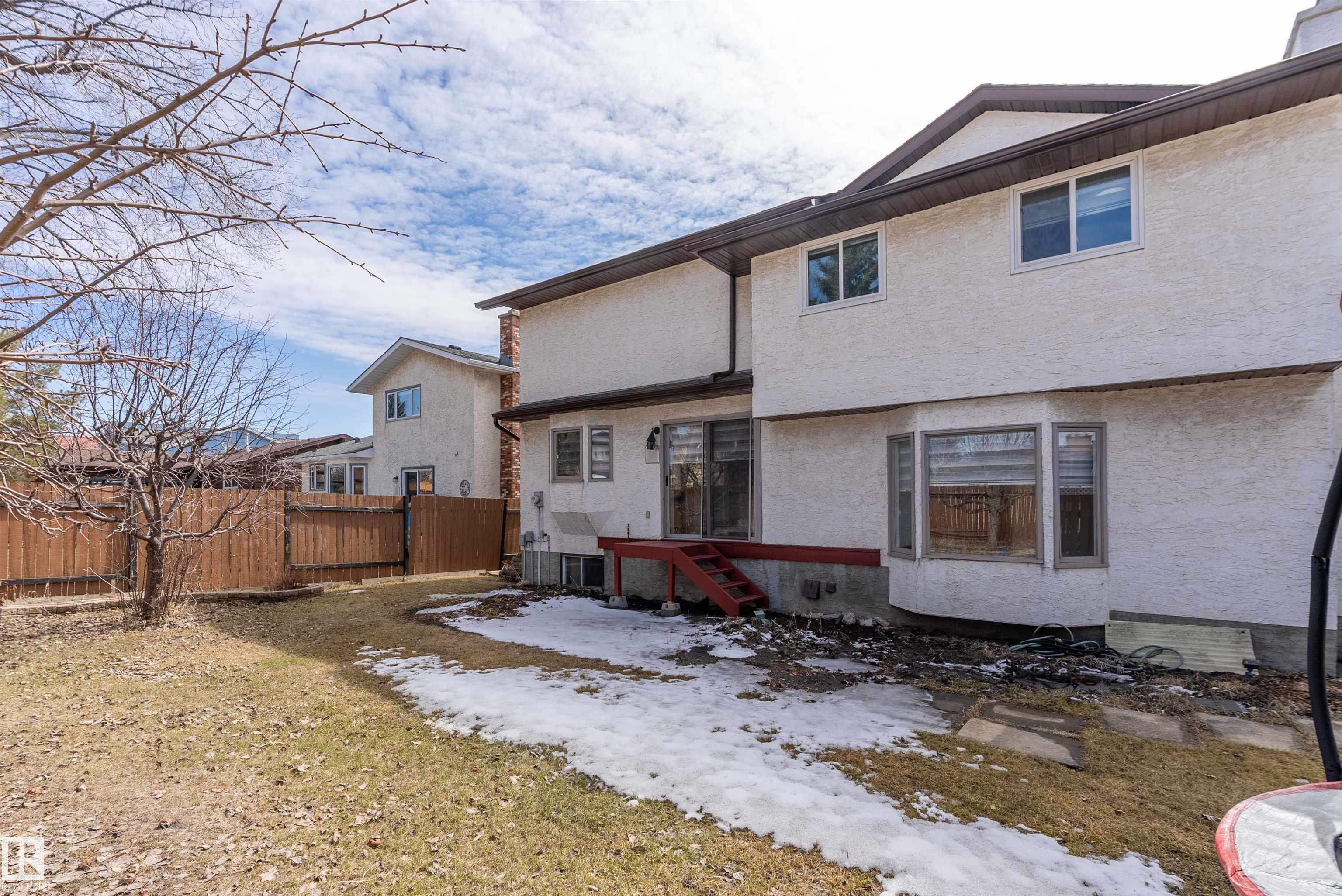 Photo 48 at 11020 158 Avenue NW, Beaumaris, Edmonton