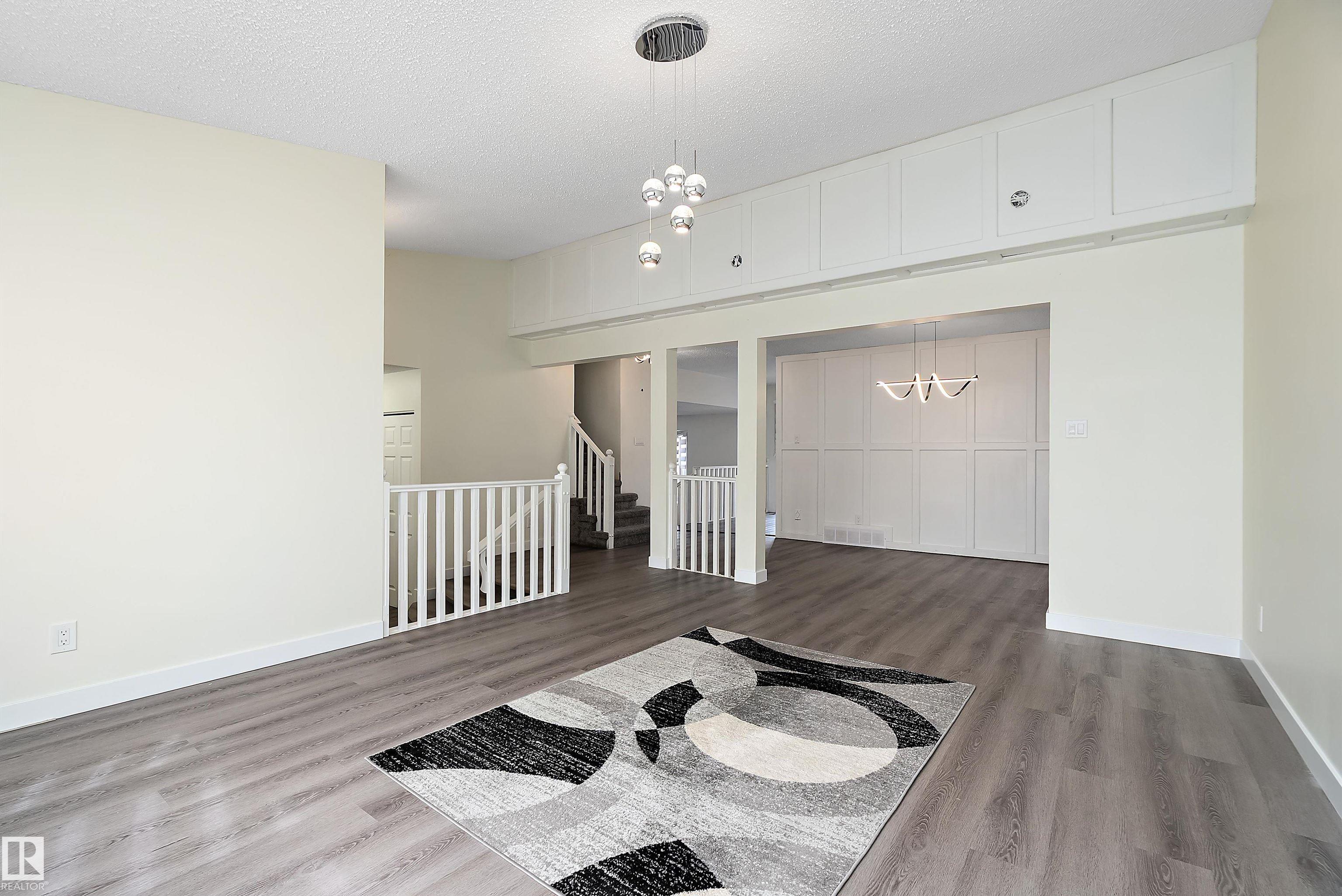 Photo 8 at 11020 158 Avenue NW, Beaumaris, Edmonton