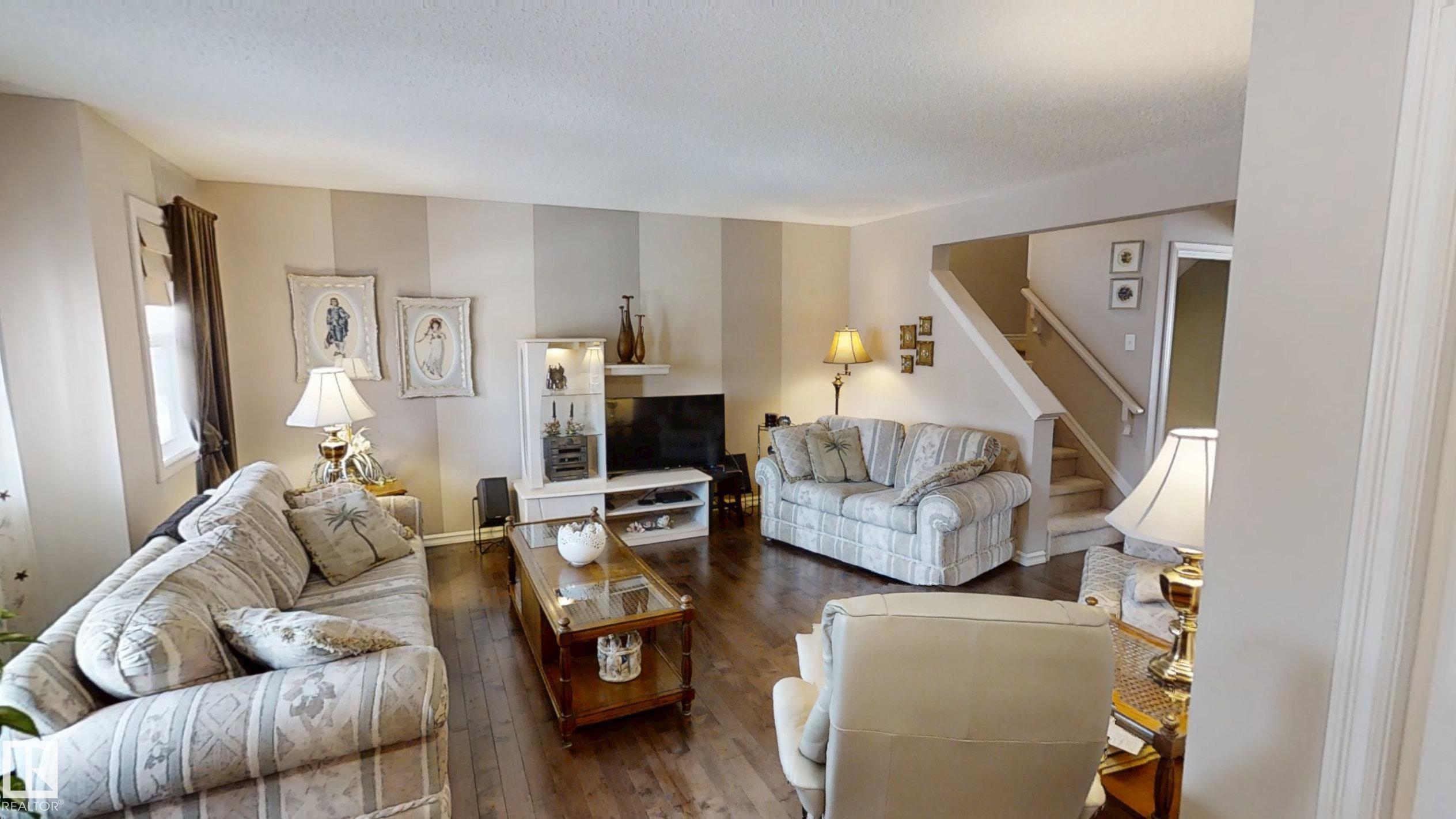 8627 173 Avenue NW, Klarvatten, Edmonton