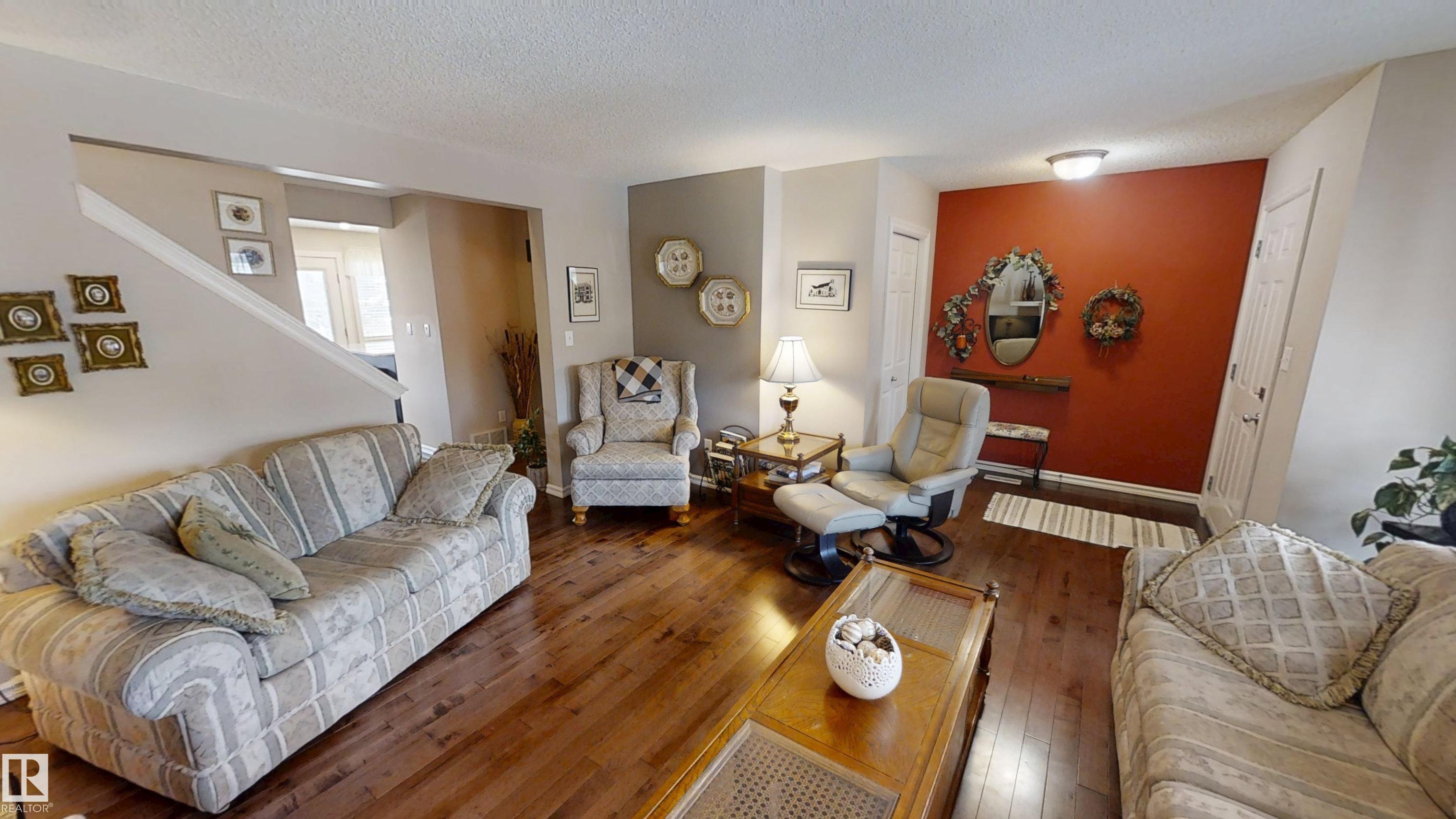 8627 173 Avenue NW, Klarvatten, Edmonton