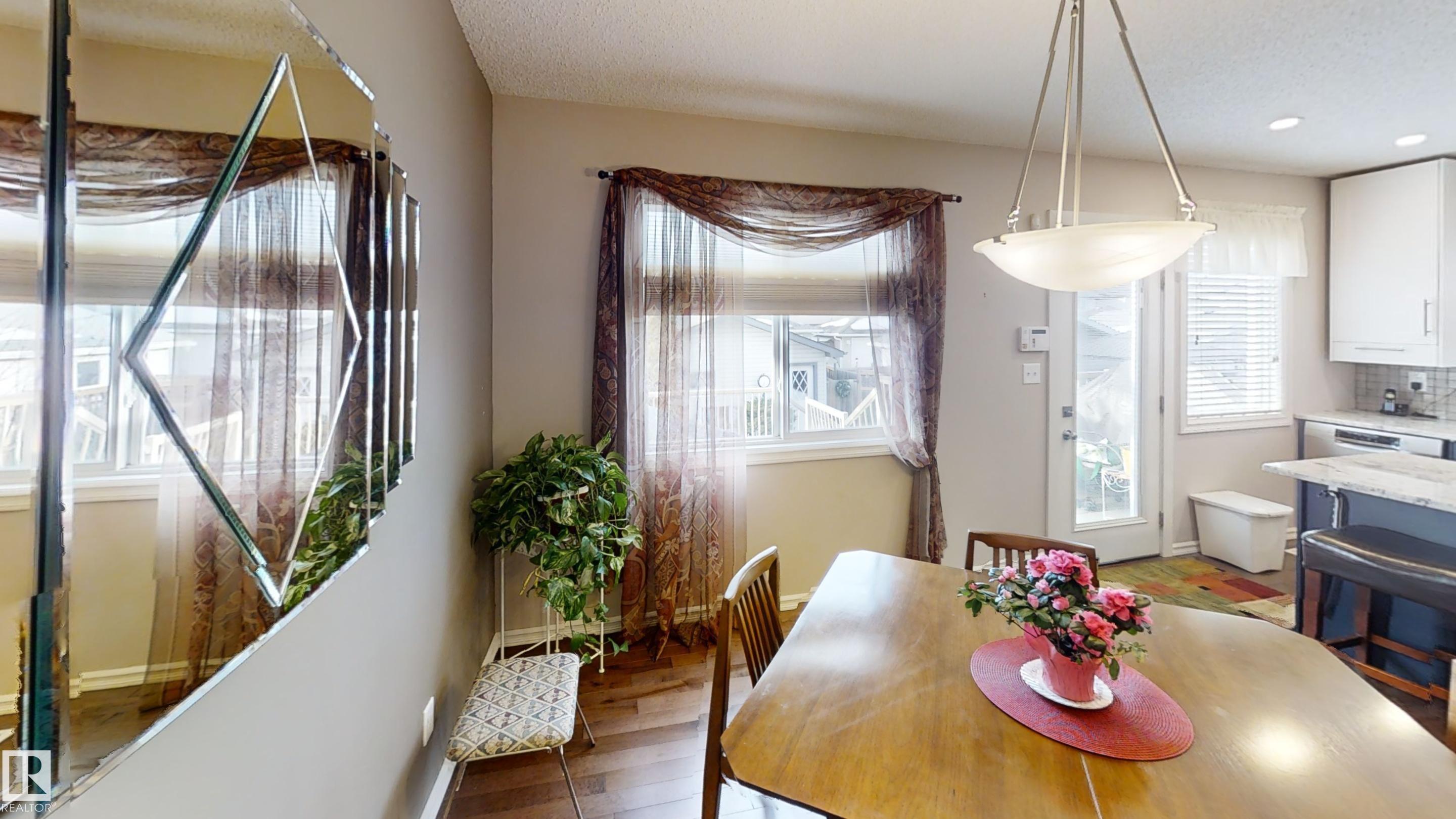 8627 173 Avenue NW, Klarvatten, Edmonton