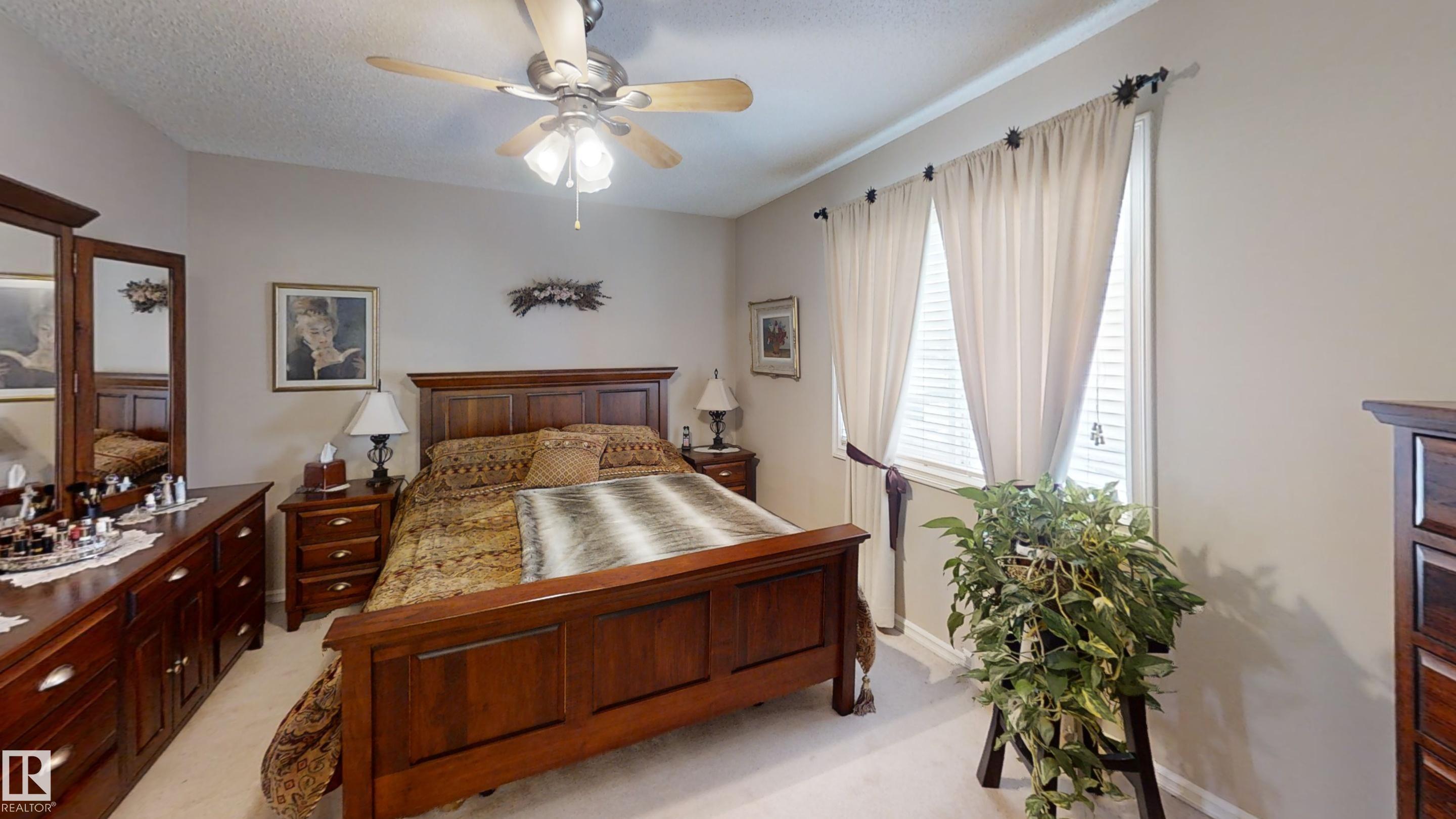 Photo 10 at 8627 173 Avenue NW, Klarvatten, Edmonton