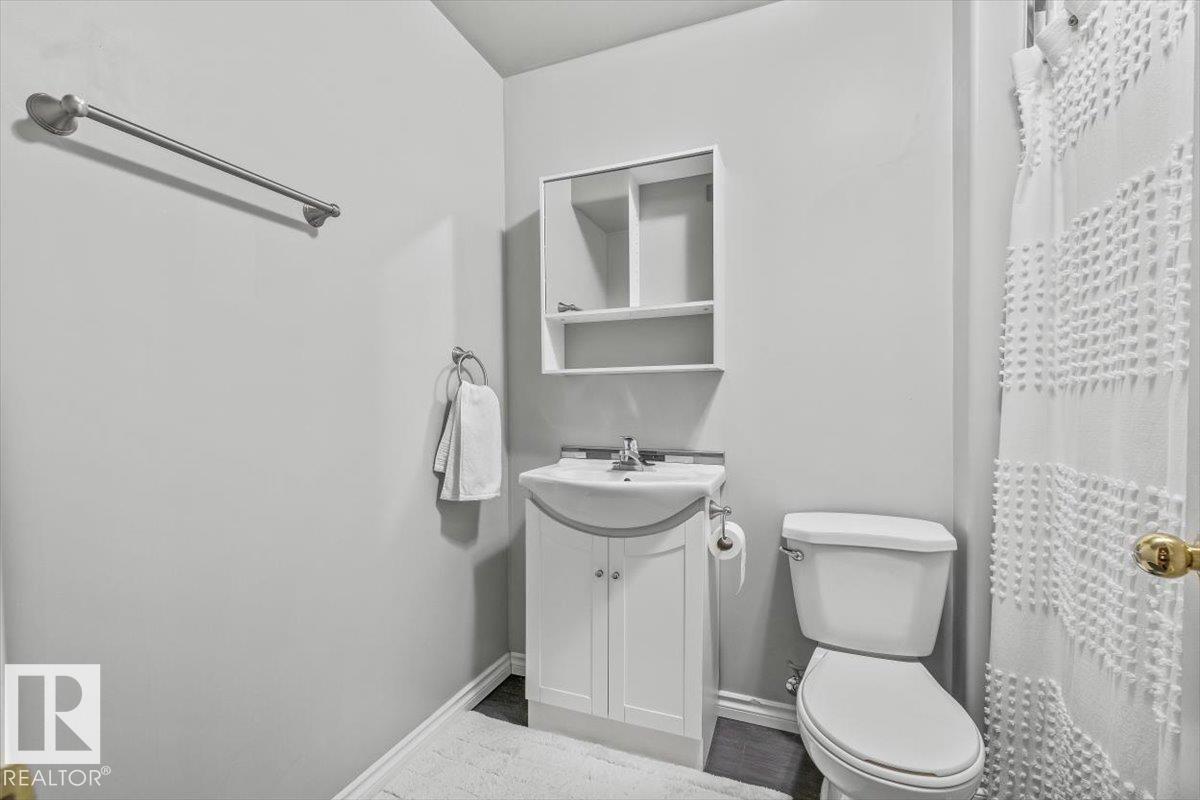 Photo 25 at 8737 83 Avenue NW, Bonnie Doon, Edmonton