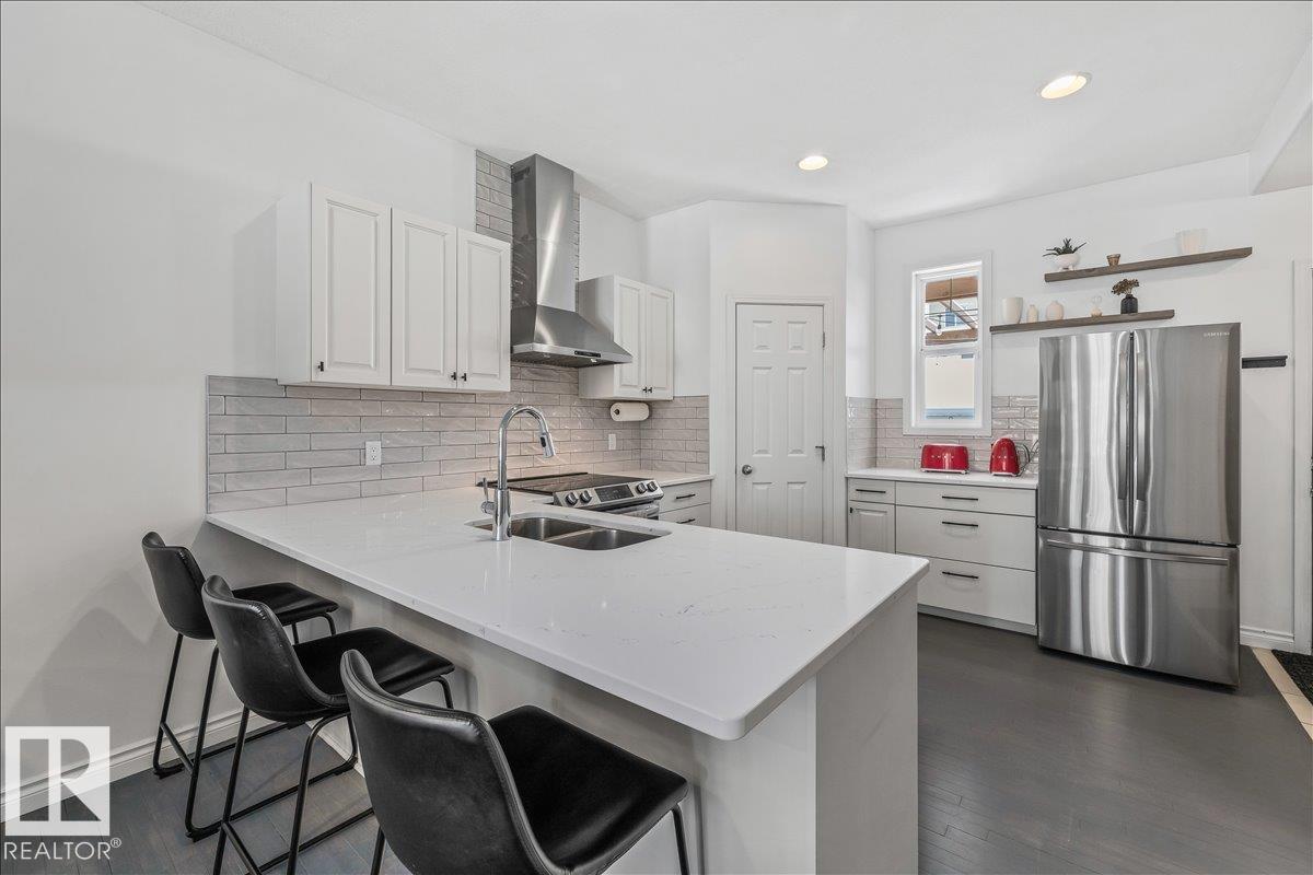 Photo 9 at 8737 83 Avenue NW, Bonnie Doon, Edmonton