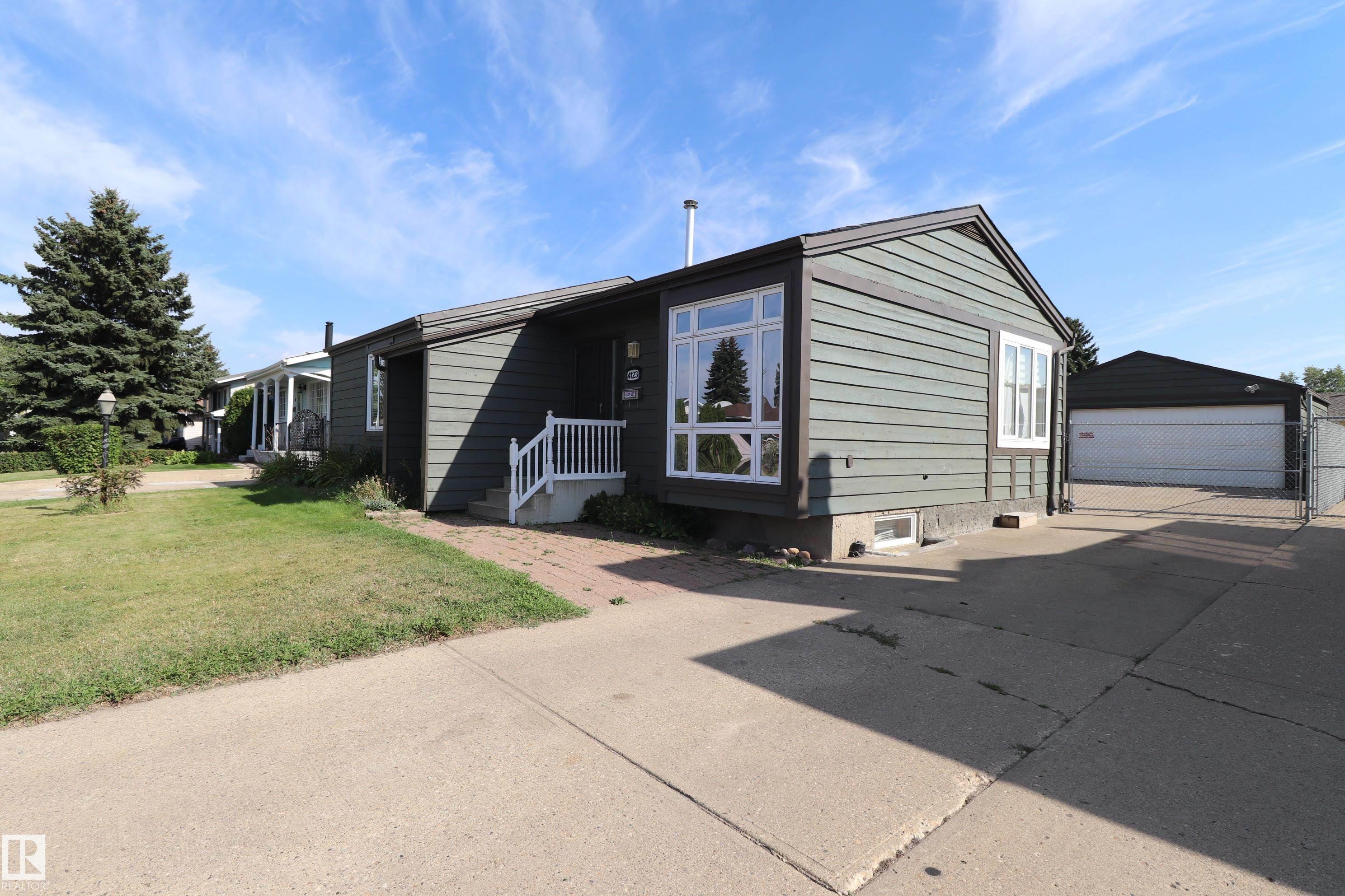 4123 136 Avenue NW, Sifton Park, Edmonton