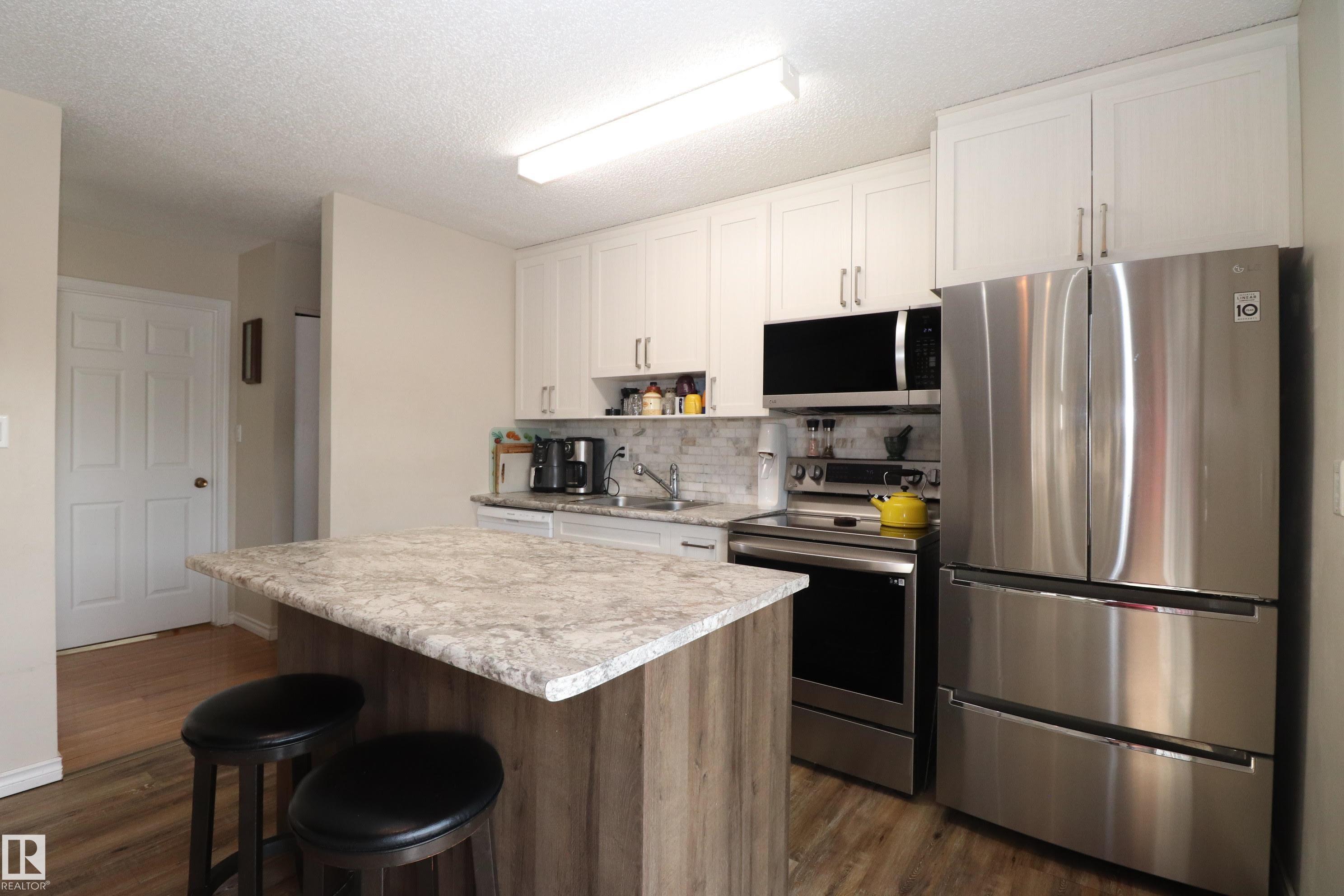 4123 136 Avenue NW, Sifton Park, Edmonton