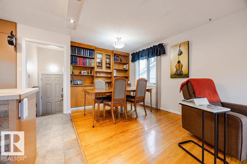 Photo 11 at 16807 80 Avenue NW, Elmwood, Edmonton