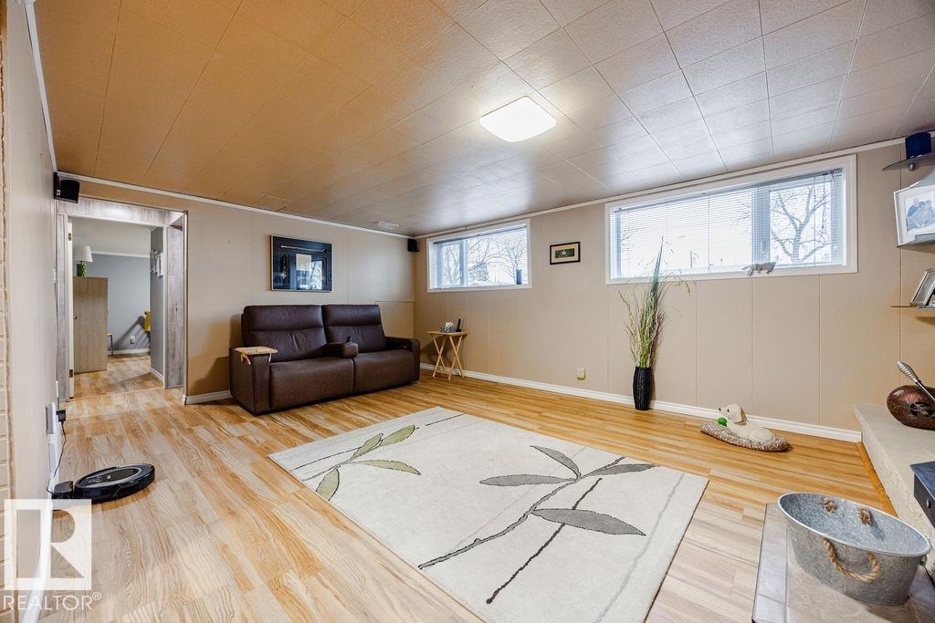 Photo 29 at 16807 80 Avenue NW, Elmwood, Edmonton