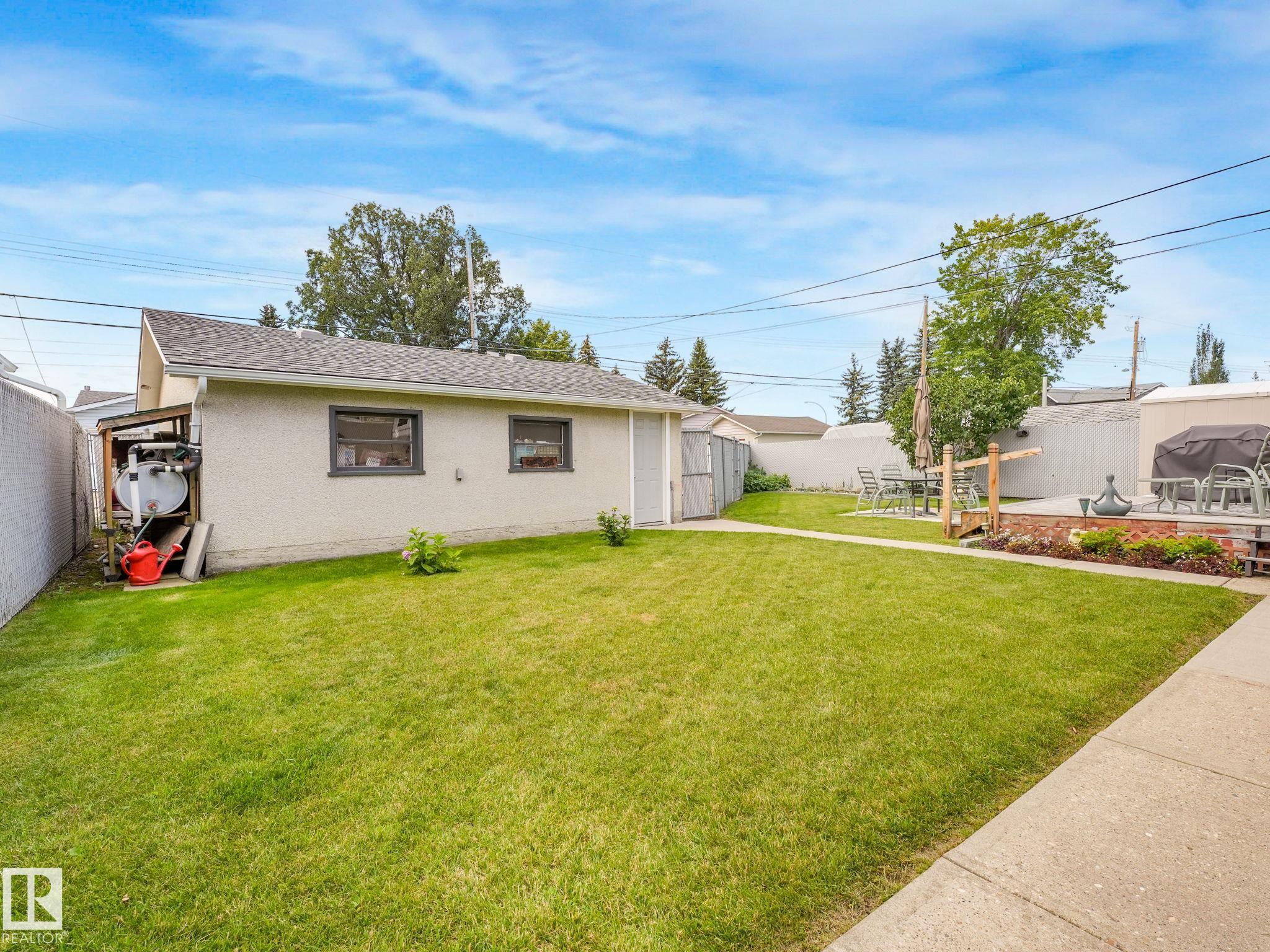 Photo 38 at 16807 80 Avenue NW, Elmwood, Edmonton