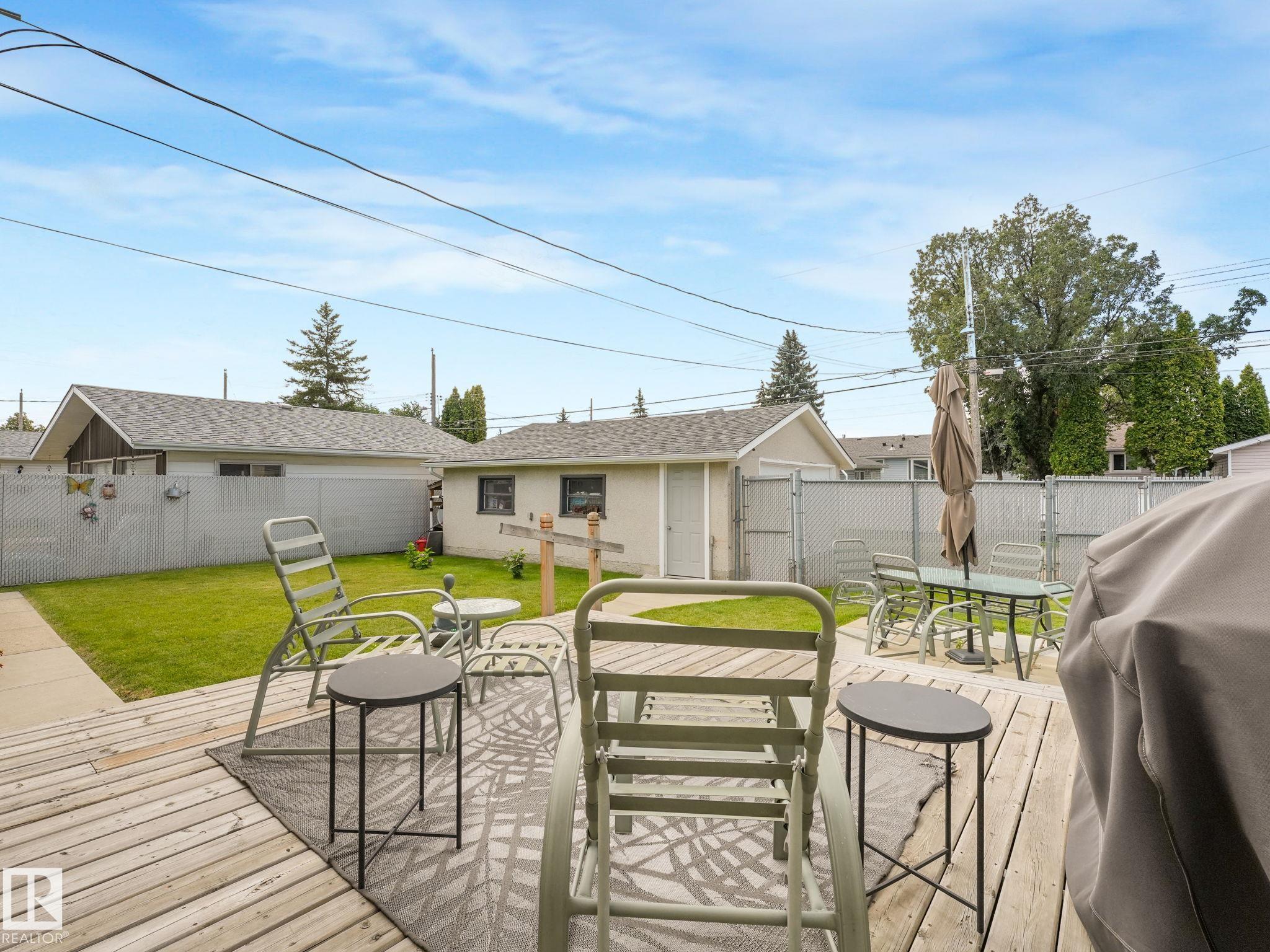 Photo 43 at 16807 80 Avenue NW, Elmwood, Edmonton