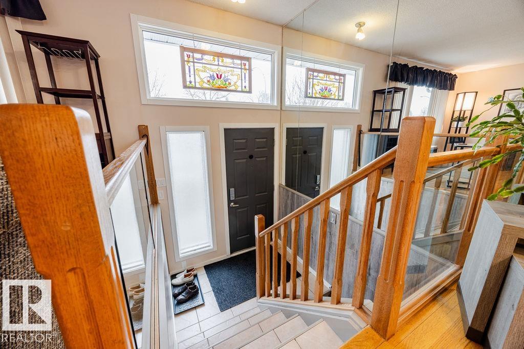 Photo 6 at 16807 80 Avenue NW, Elmwood, Edmonton