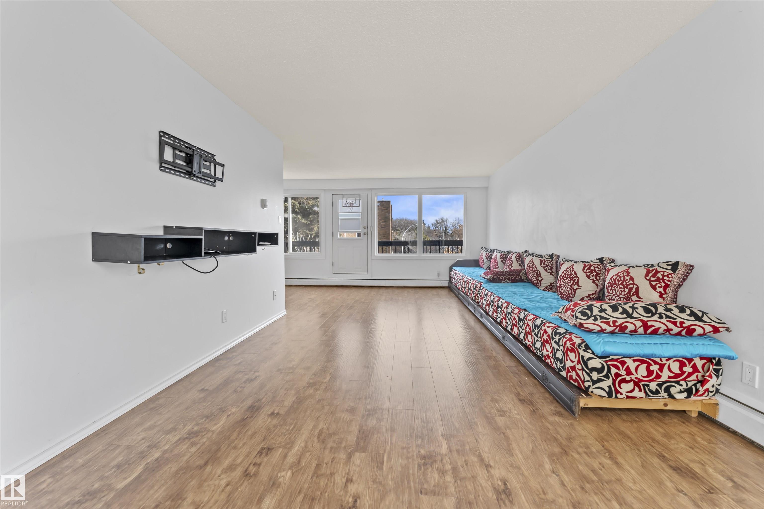 Photo 13 at 7825 159 Street NW, Patricia Heights, Edmonton