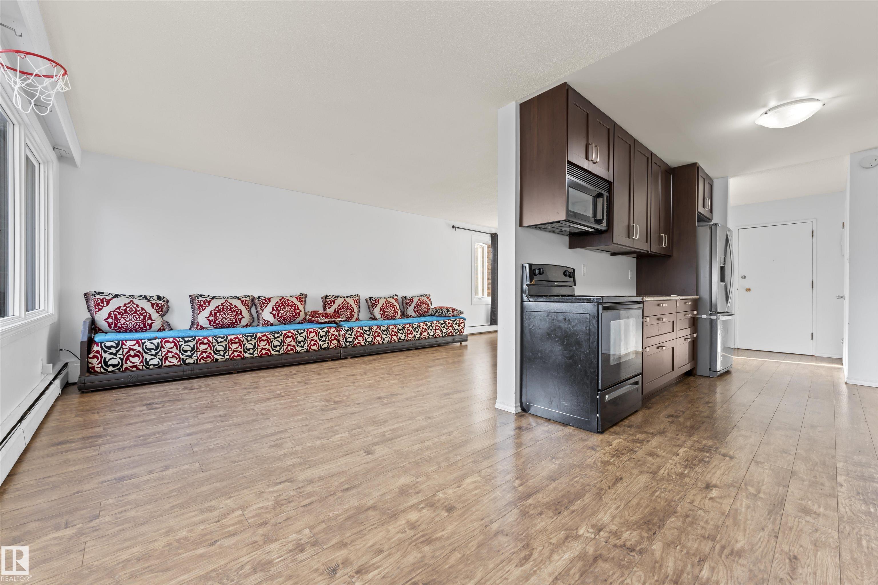 Photo 19 at 7825 159 Street NW, Patricia Heights, Edmonton