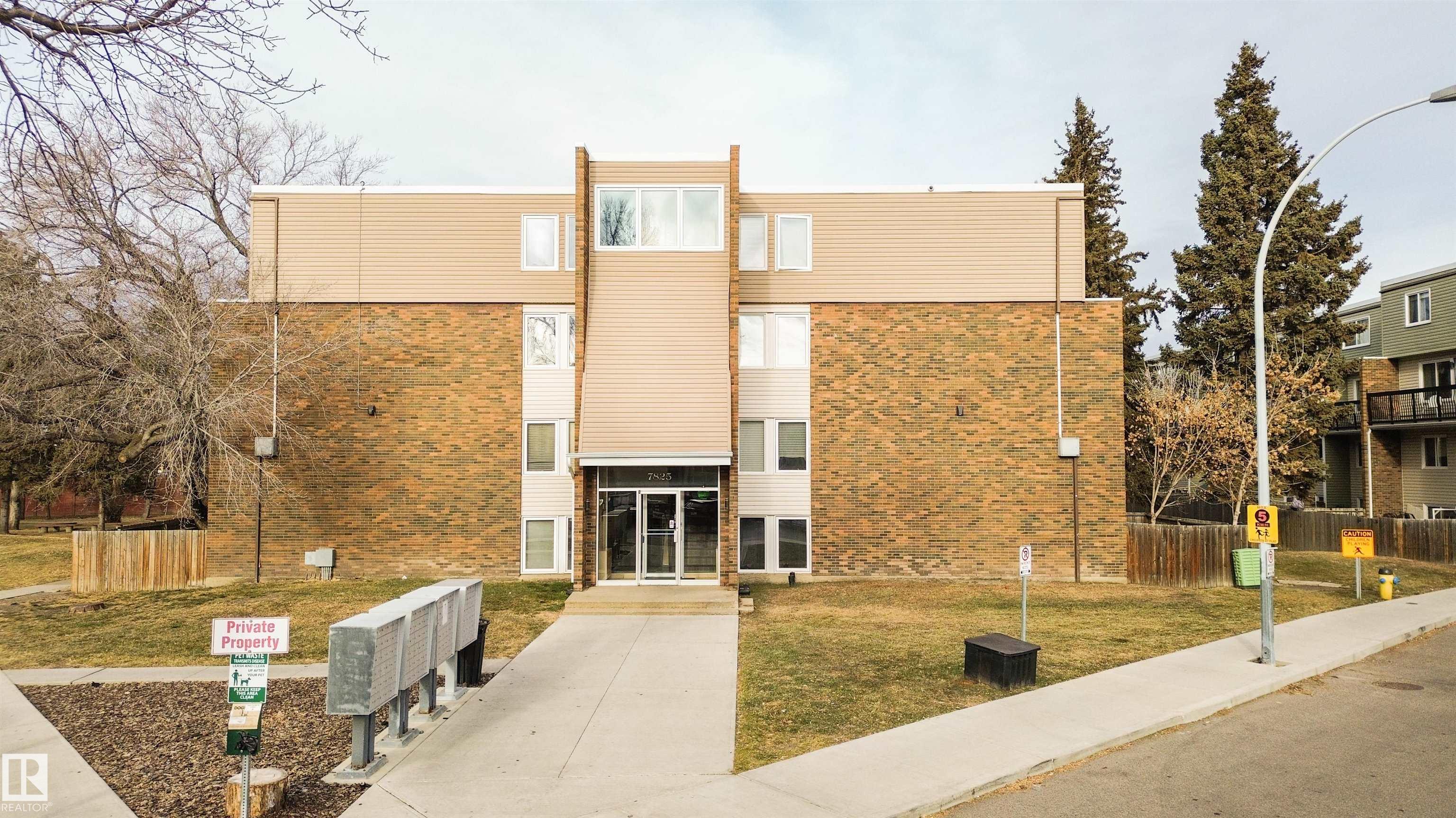 7825 159 Street NW, Patricia Heights, Edmonton