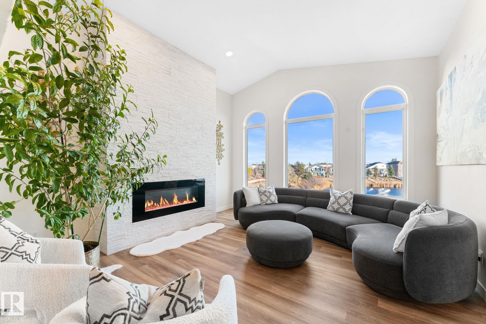 Photo 12 at 15919 58 Street NW, Hollick-Kenyon, Edmonton