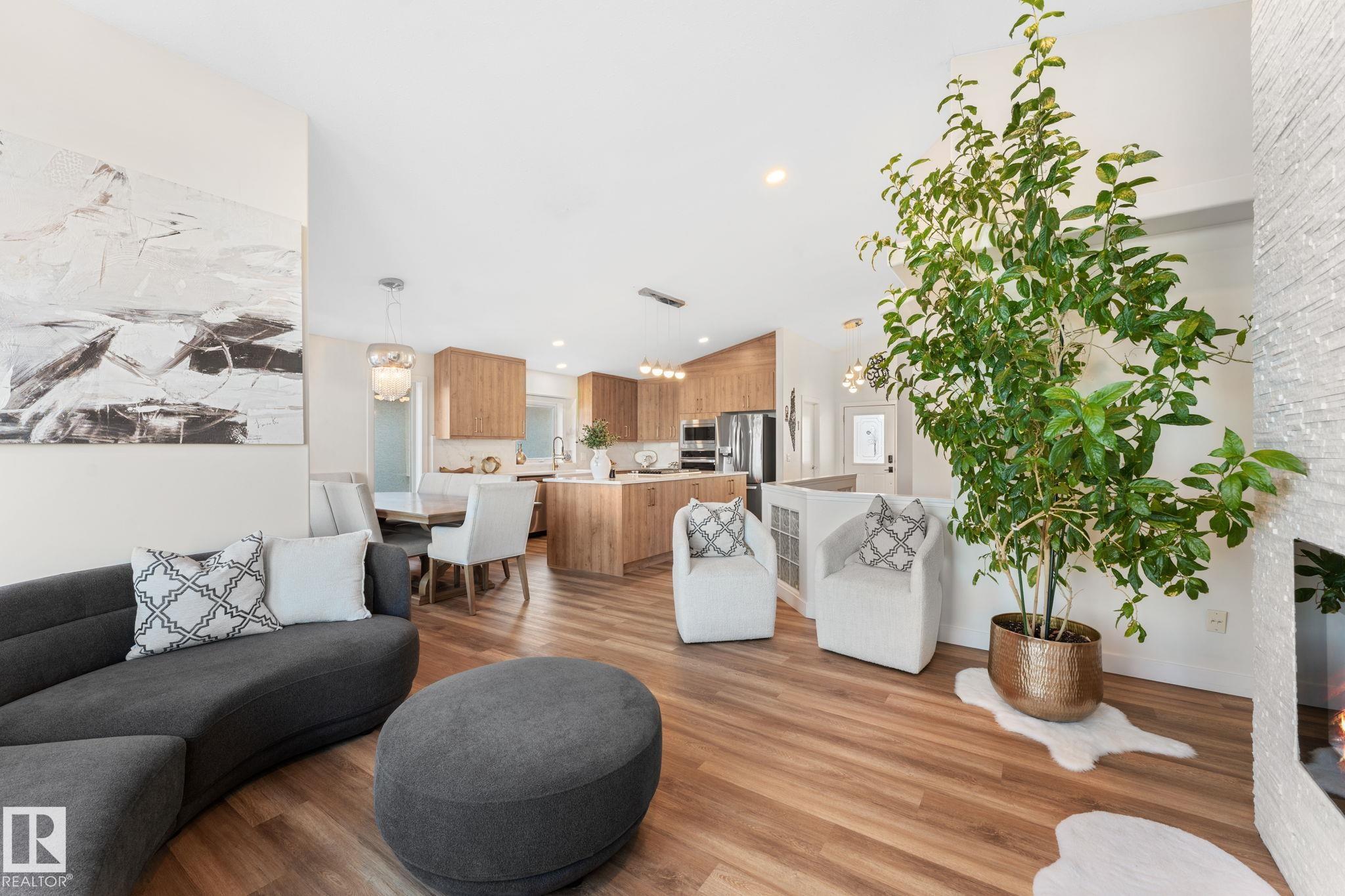 Photo 14 at 15919 58 Street NW, Hollick-Kenyon, Edmonton