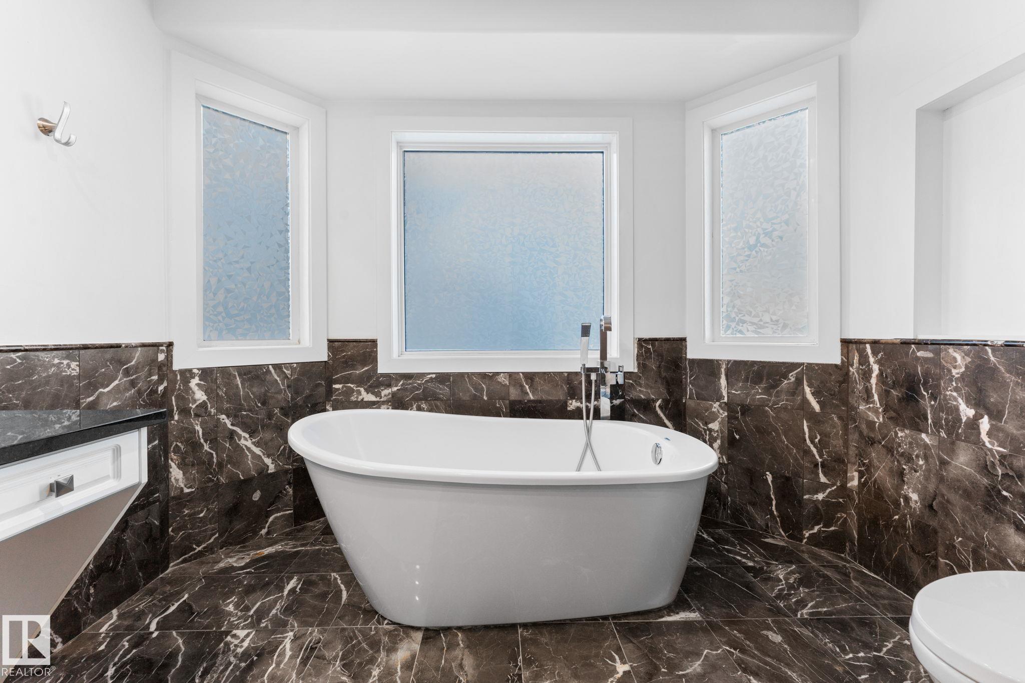 Photo 24 at 15919 58 Street NW, Hollick-Kenyon, Edmonton