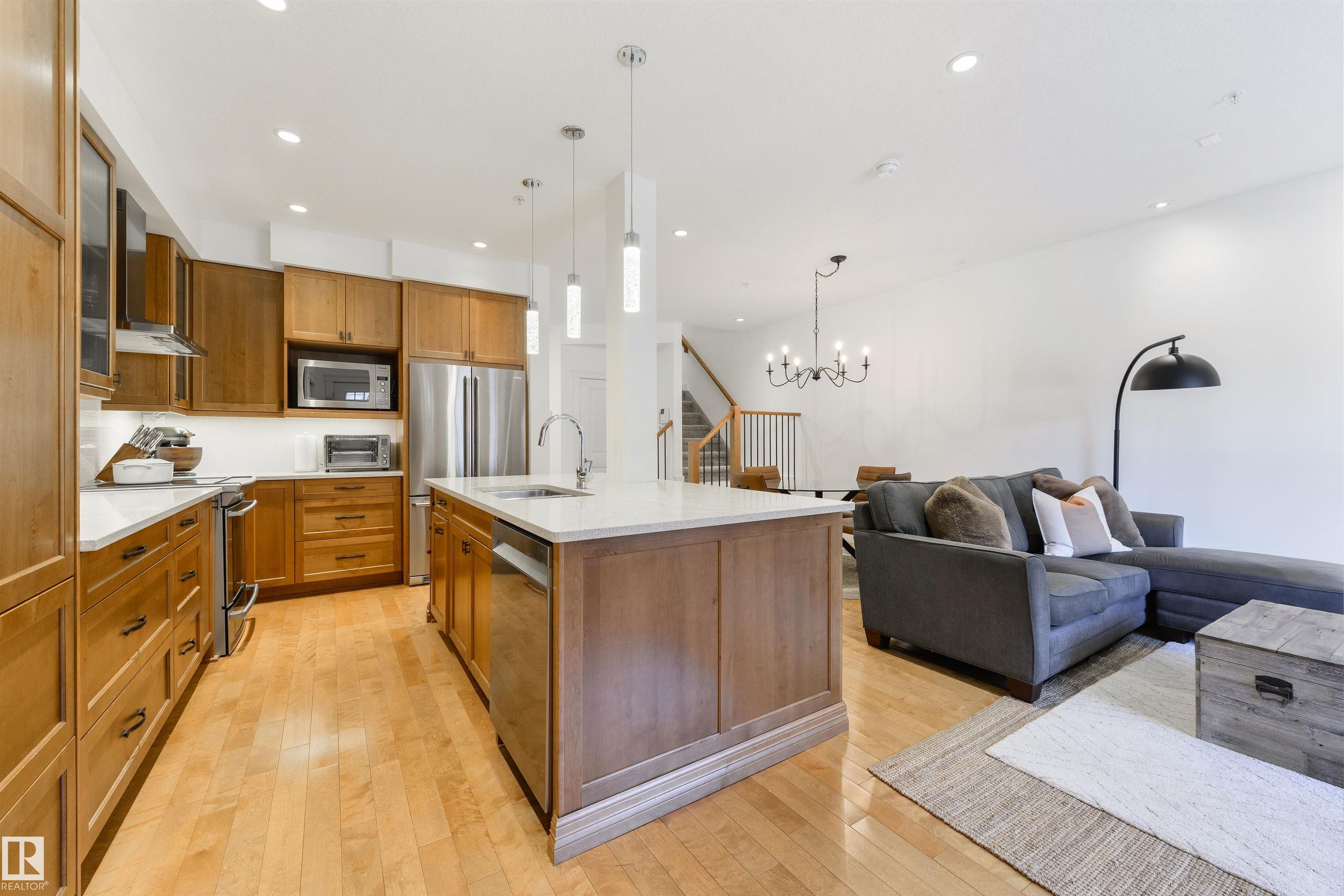 Photo 8 at 7 - 11518 76 Avenue NW, Belgravia, Edmonton