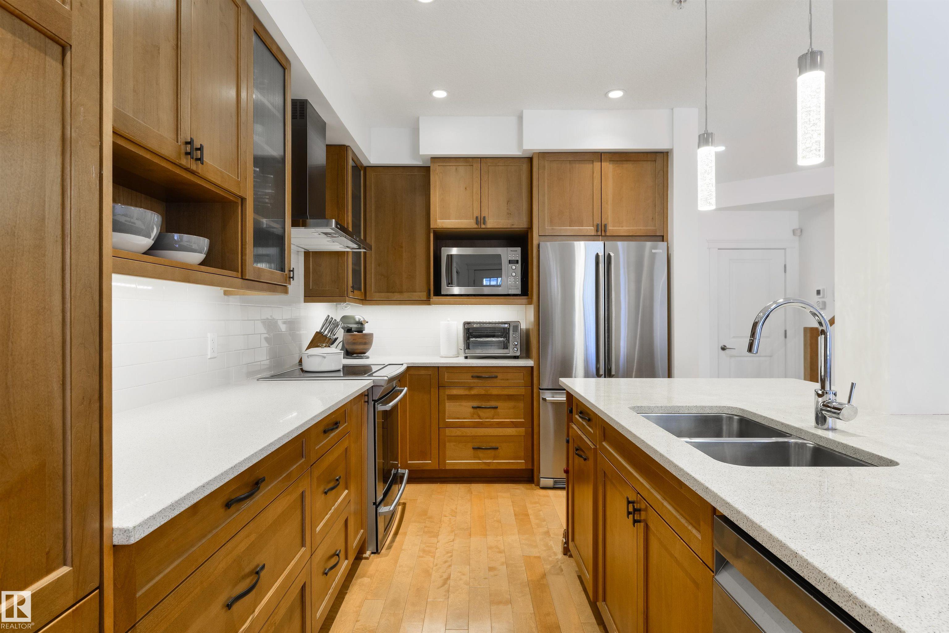 Photo 9 at 7 - 11518 76 Avenue NW, Belgravia, Edmonton