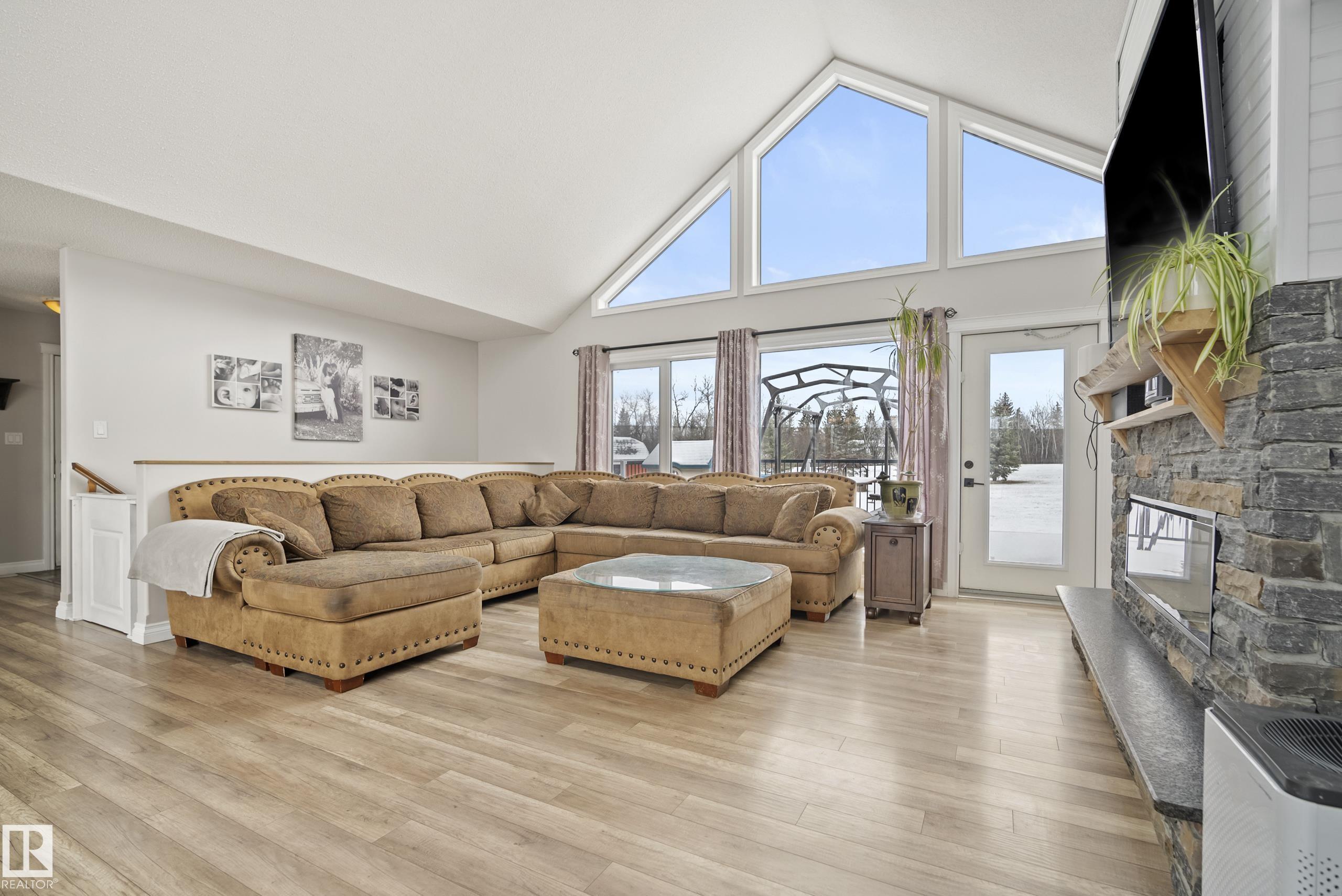 Photo 11 at 1290 - 50242 Rge Rd 244a, Brenda Vista, Rural Leduc County