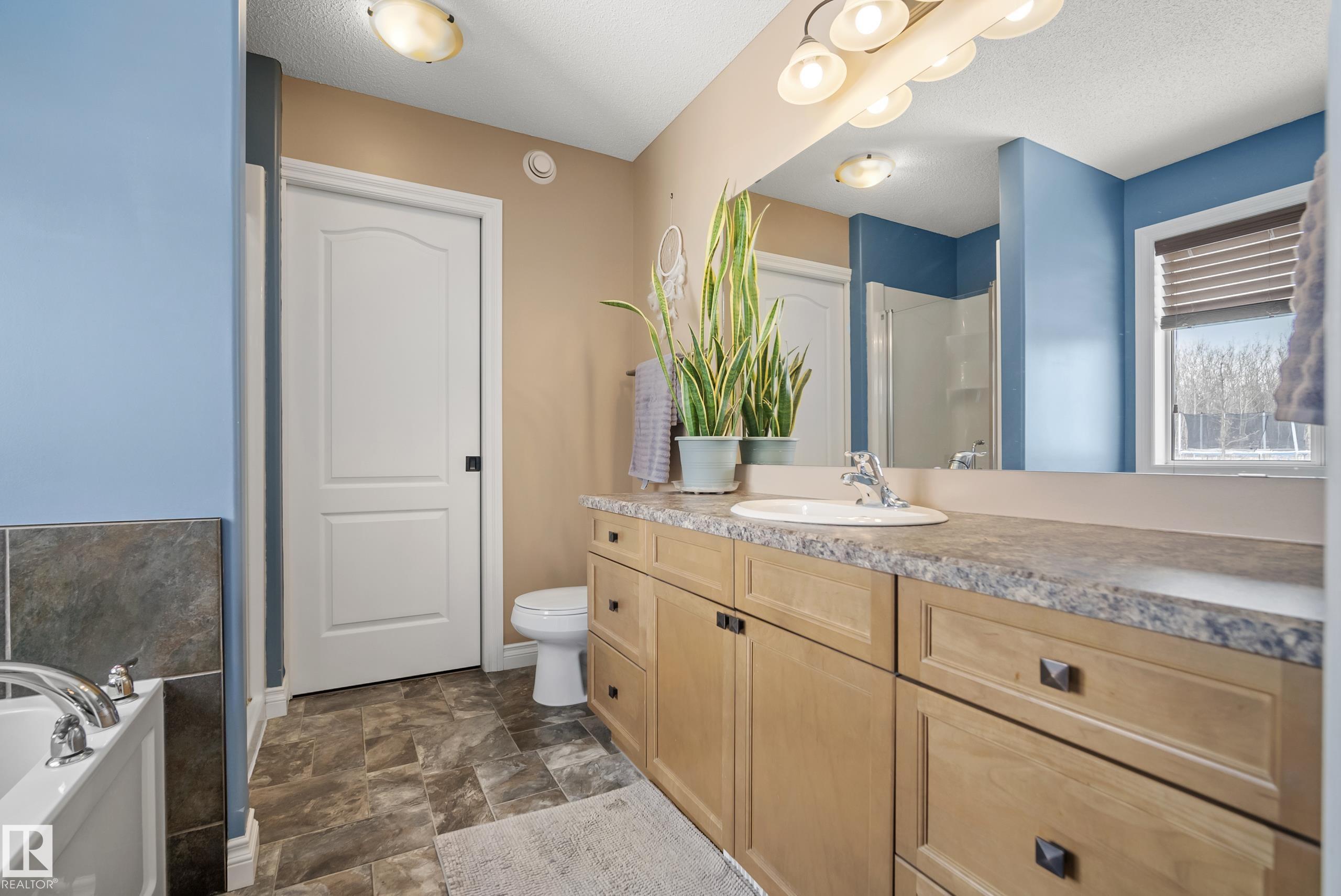 Photo 17 at 1290 - 50242 Rge Rd 244a, Brenda Vista, Rural Leduc County