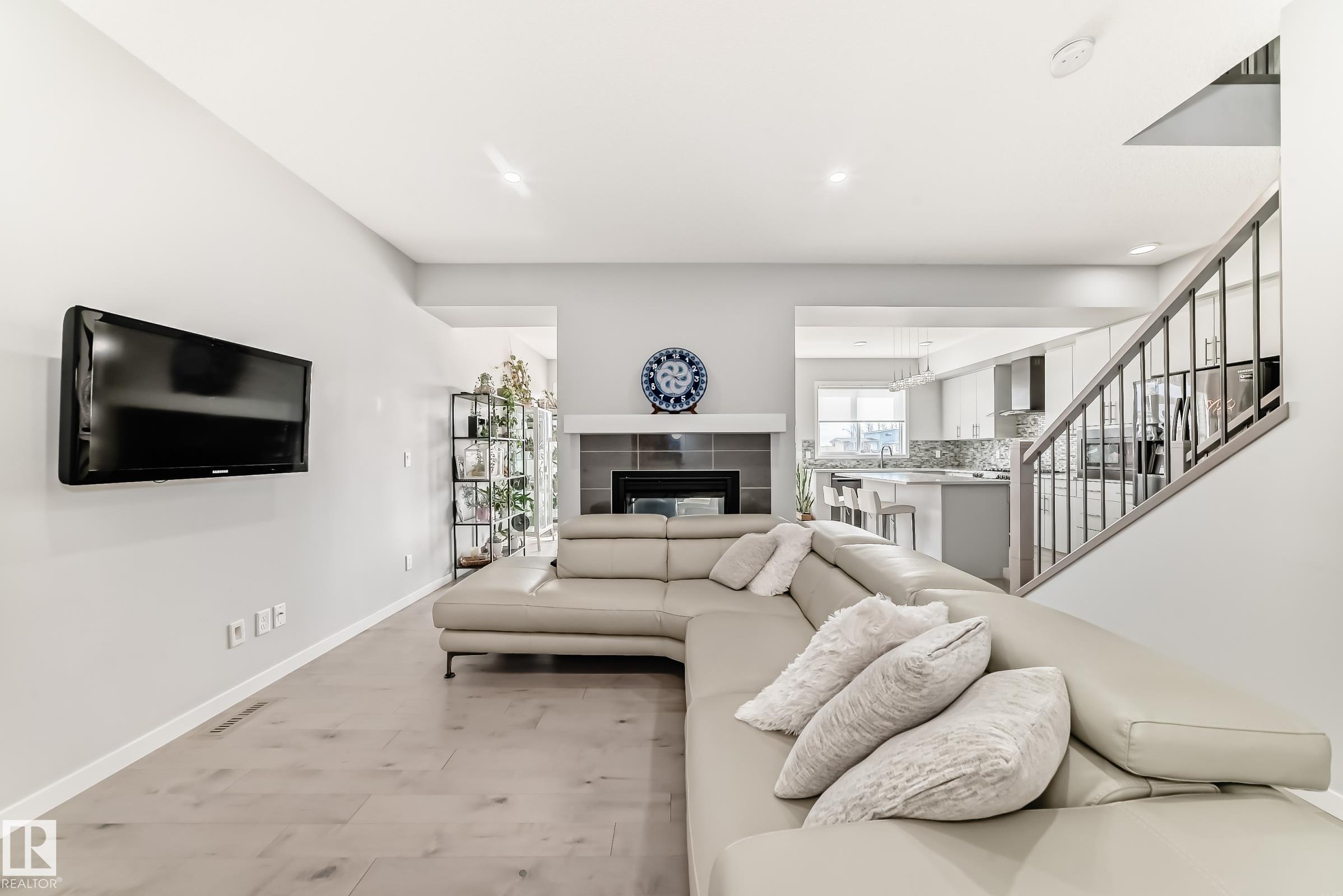 Photo 15 at 2043 51 Street SW, Walker, Edmonton