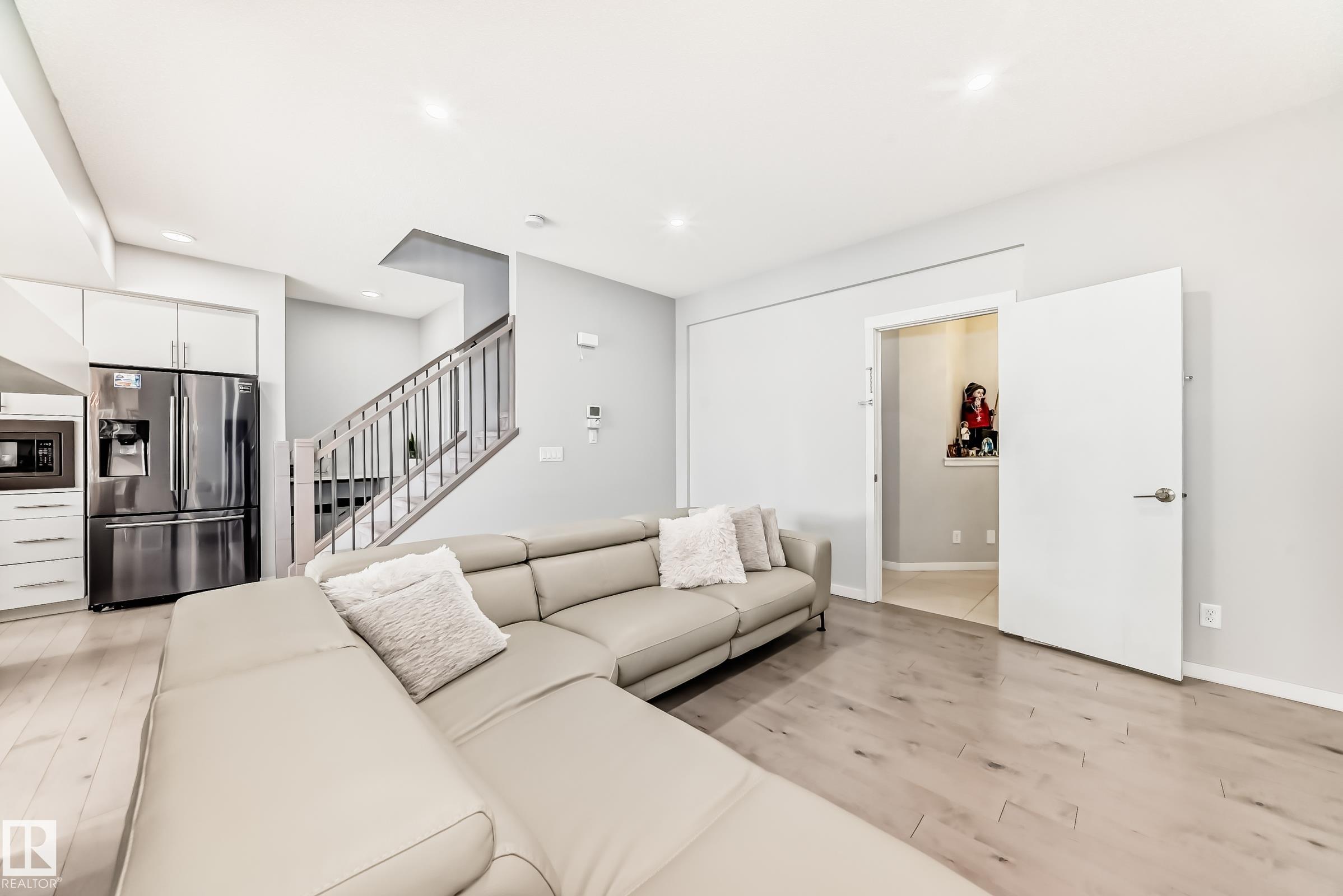 Photo 17 at 2043 51 Street SW, Walker, Edmonton