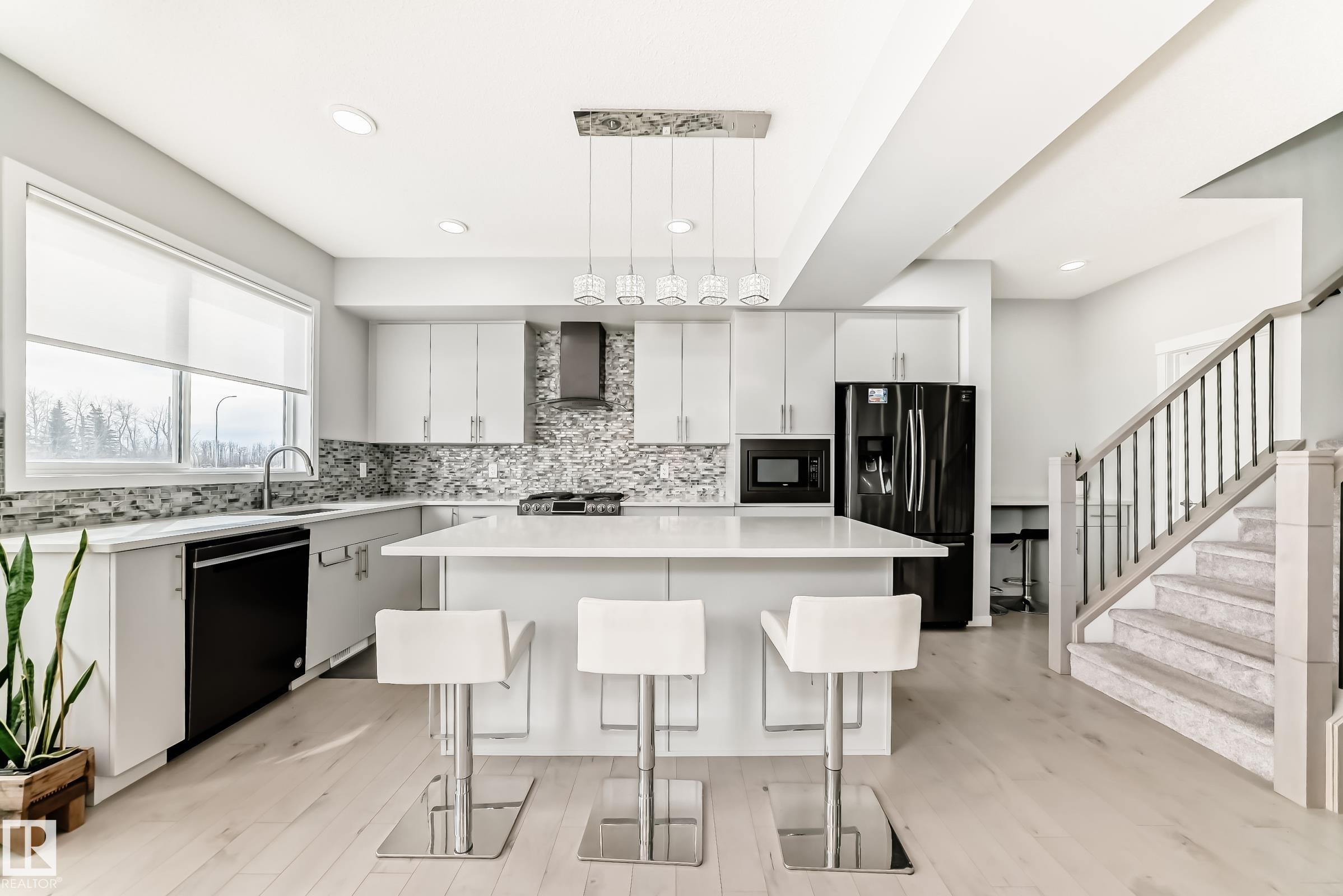 2043 51 Street SW, Walker, Edmonton