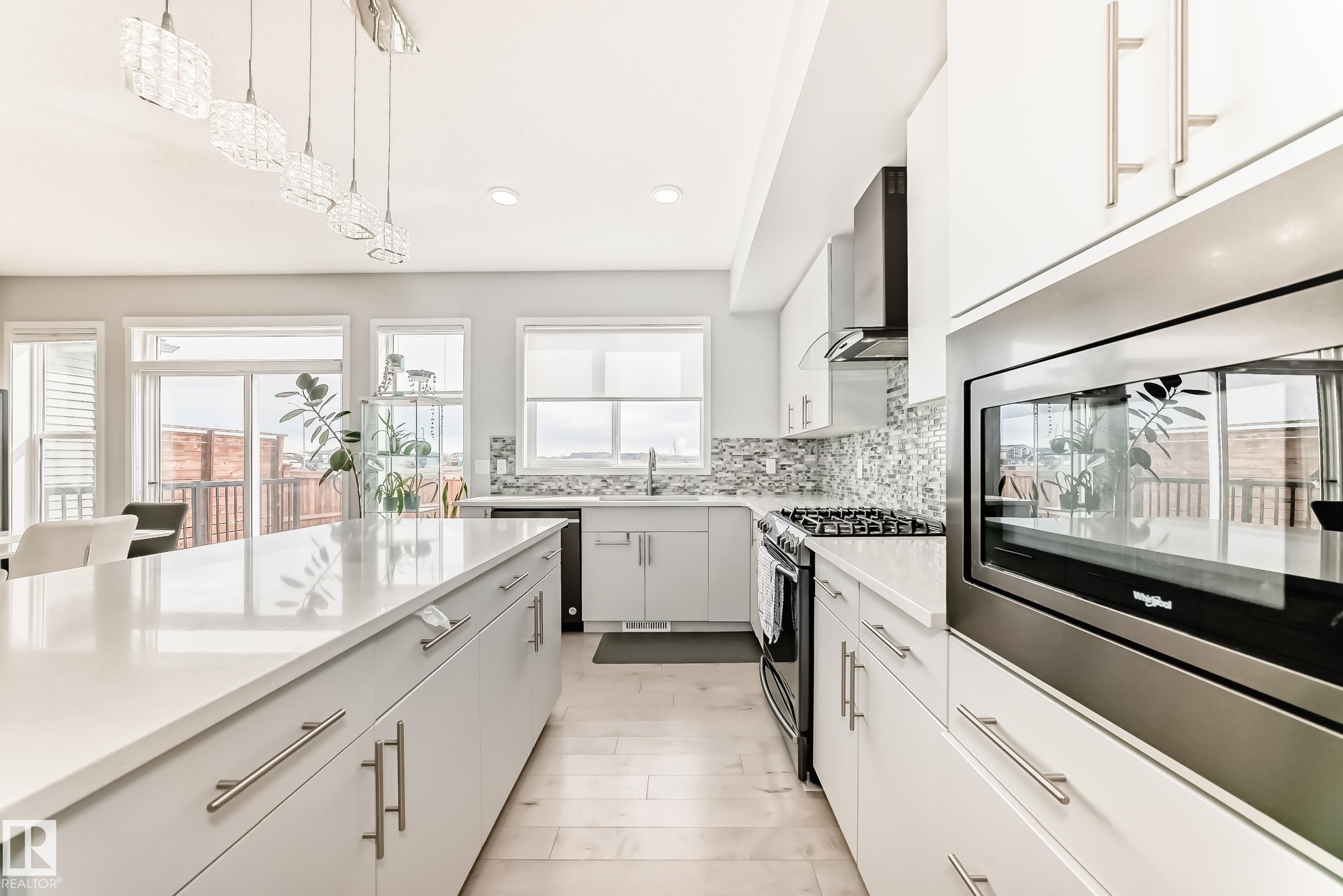 Photo 8 at 2043 51 Street SW, Walker, Edmonton