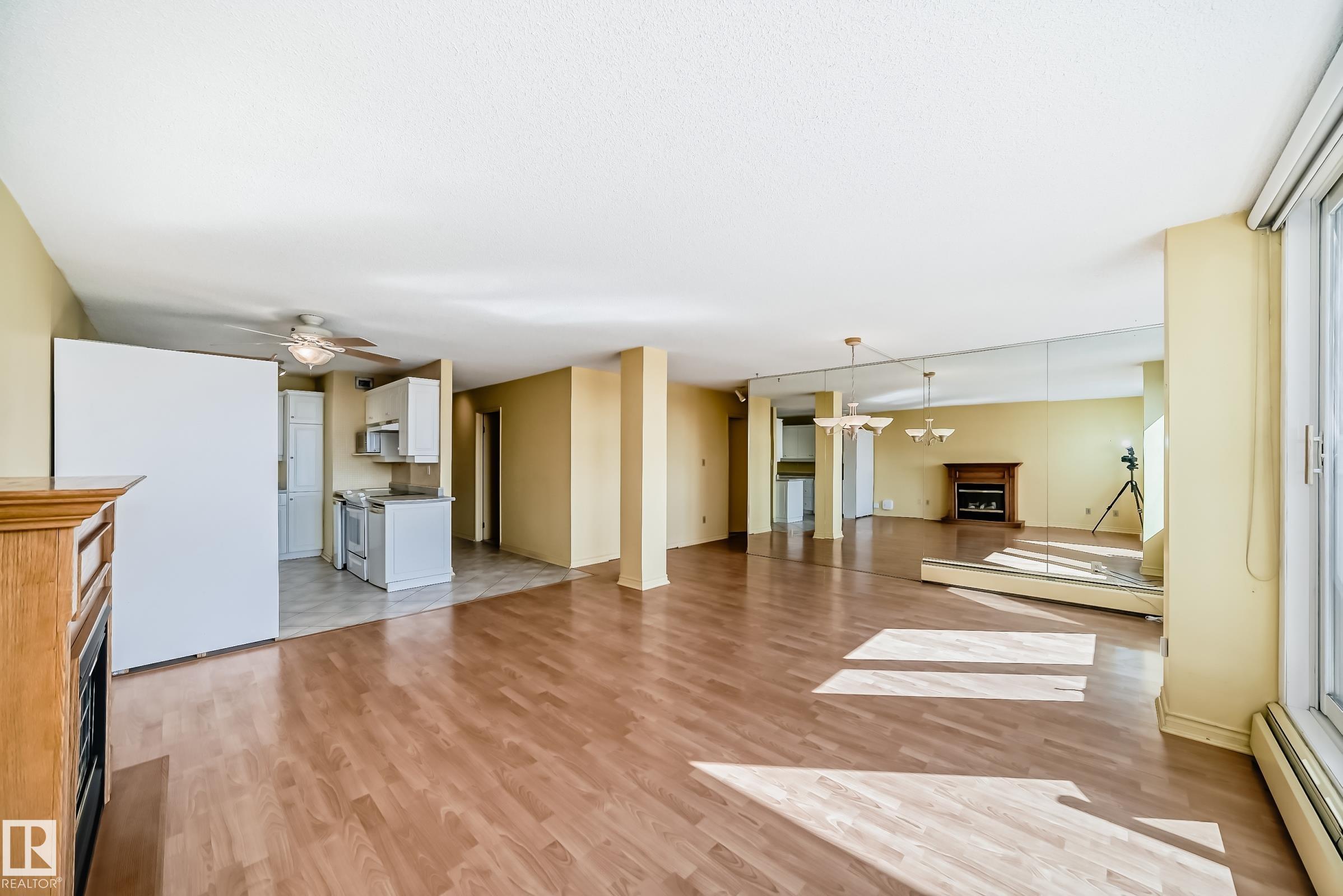 Photo 13 at 1504 - 10011 116 Street NW, Wîhkwêntôwin, Edmonton