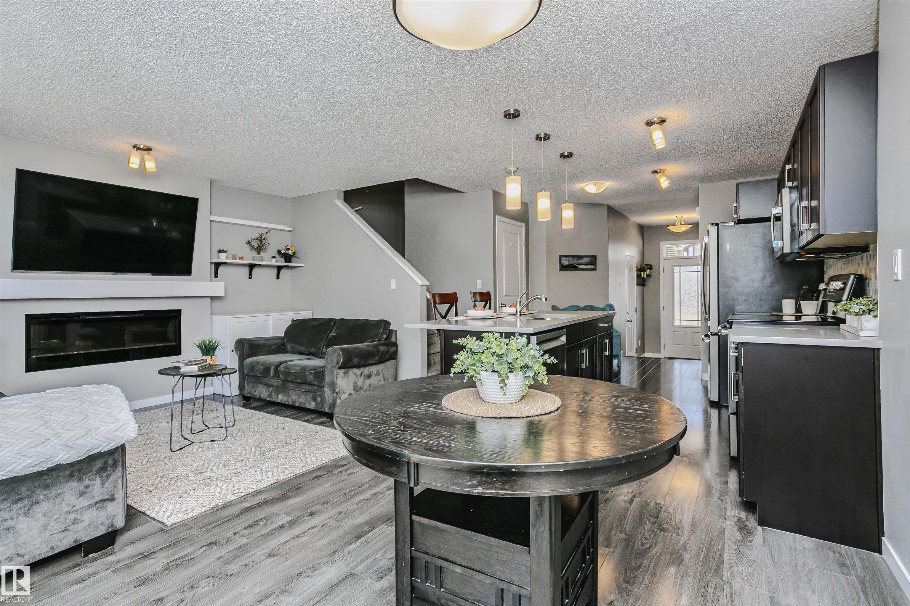 7280 Edgemont Way NW, Edgemont, Edmonton