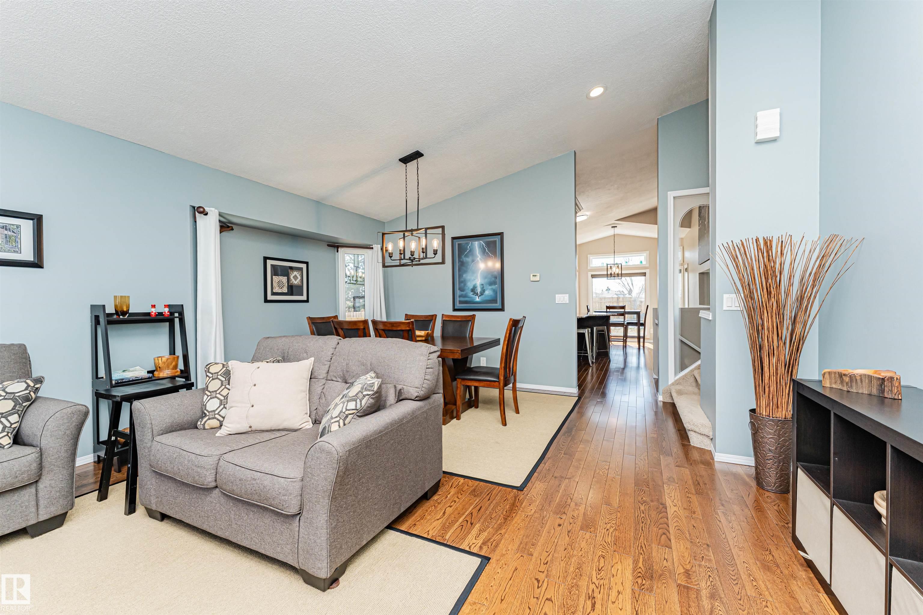 Photo 11 at 8709 102 Avenue, Morinville