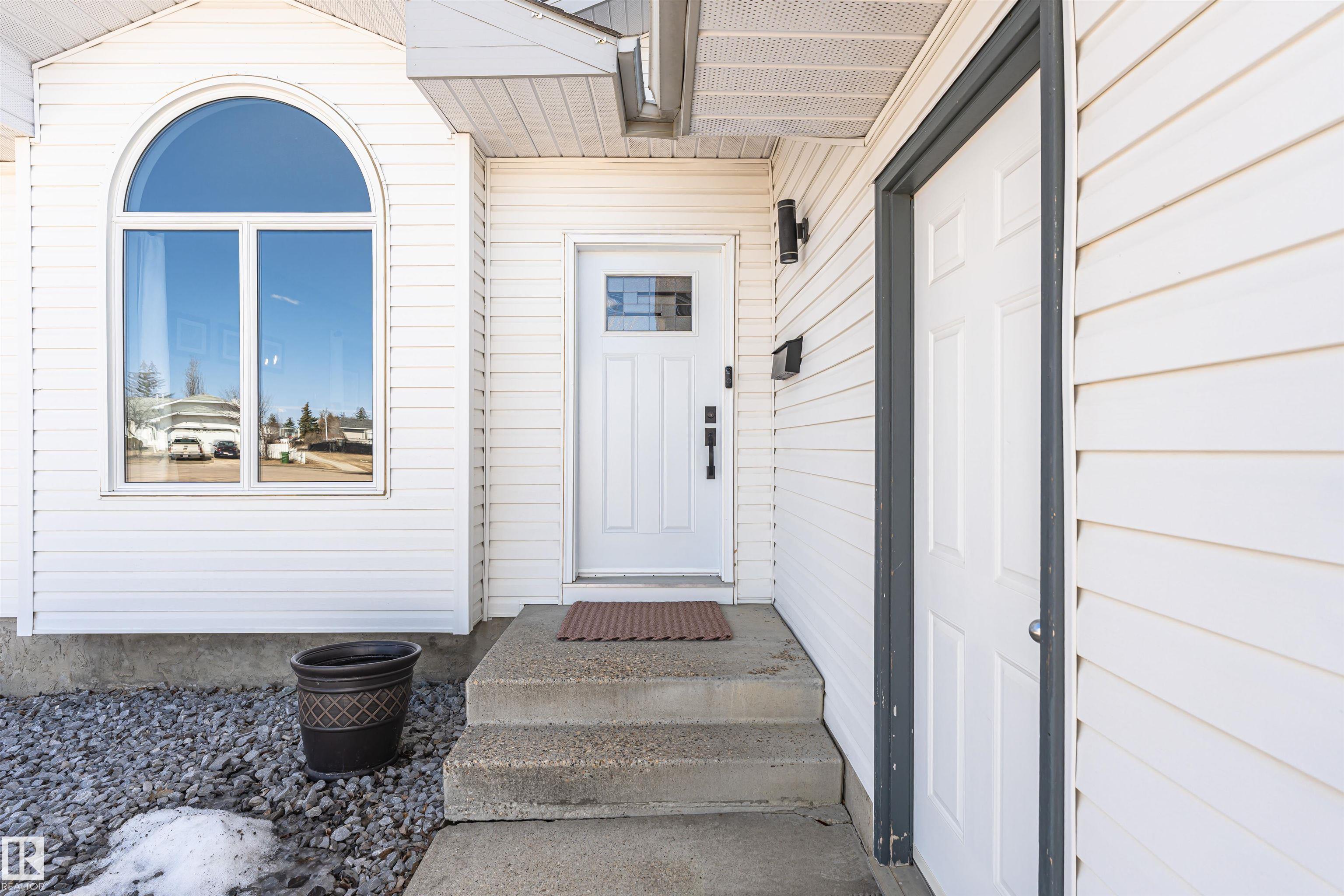 8709 102 Avenue, Morinville