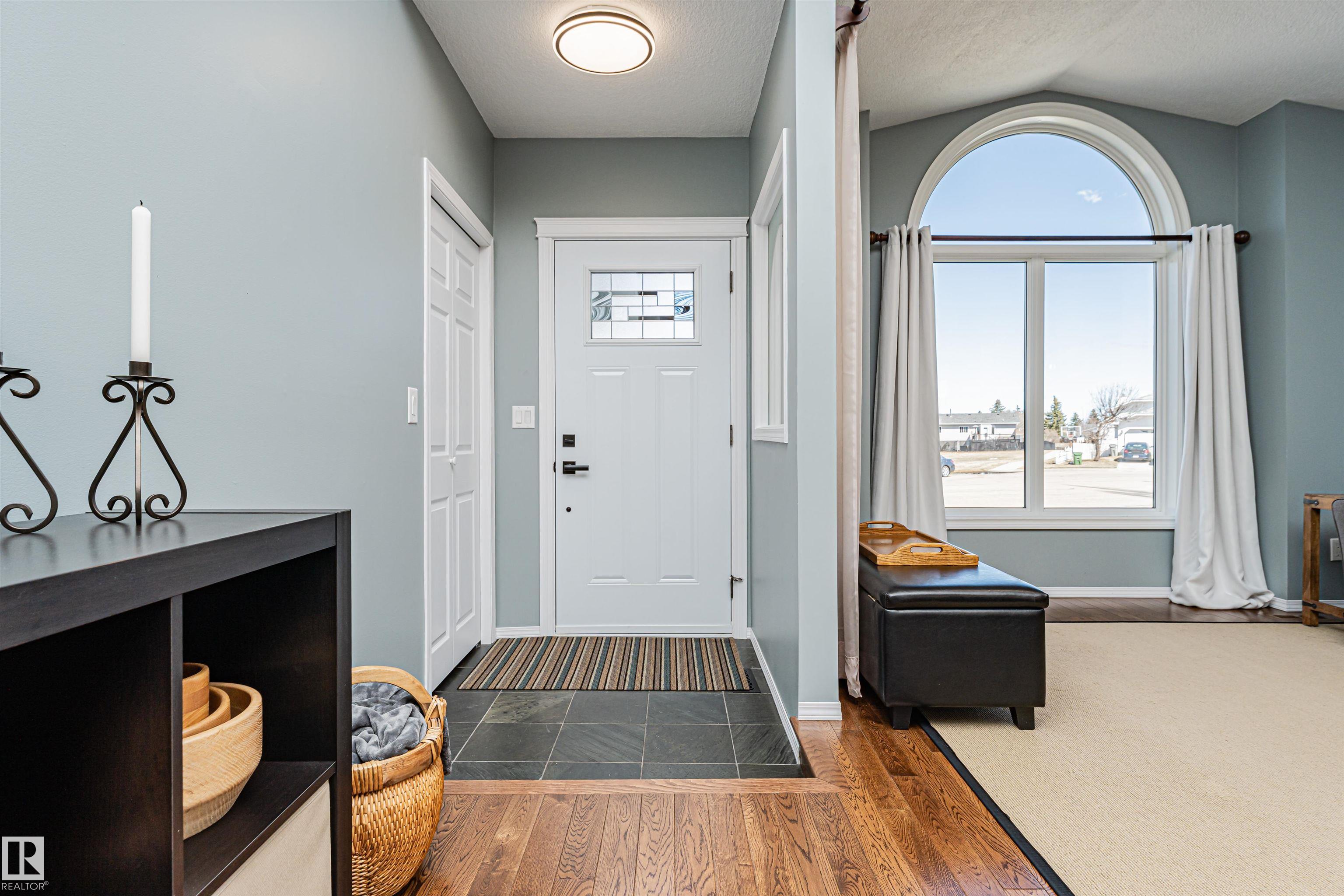 8709 102 Avenue, Morinville