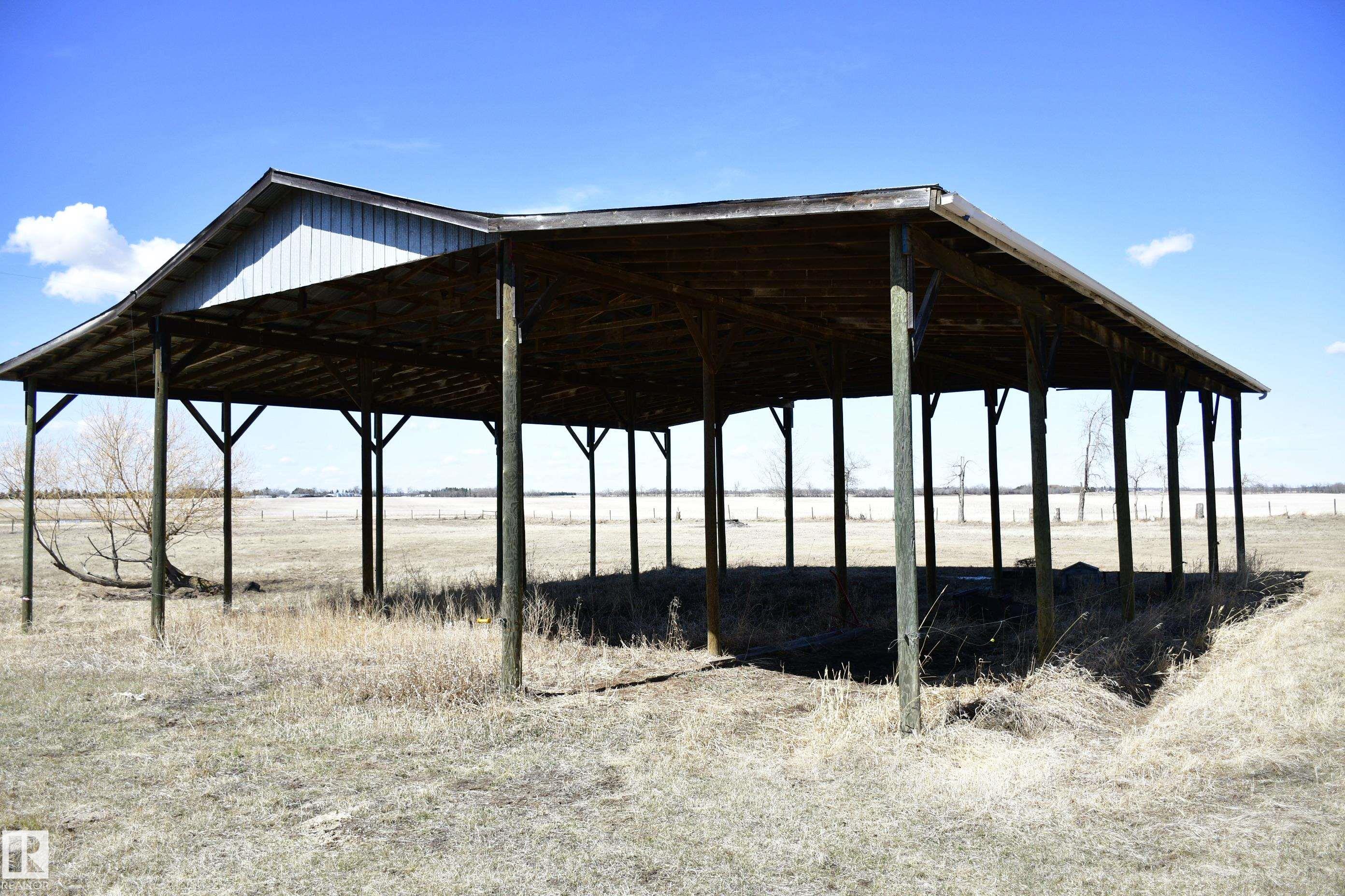 Photo 30 at 49074 Rge Rd 241, None, Rural Leduc County