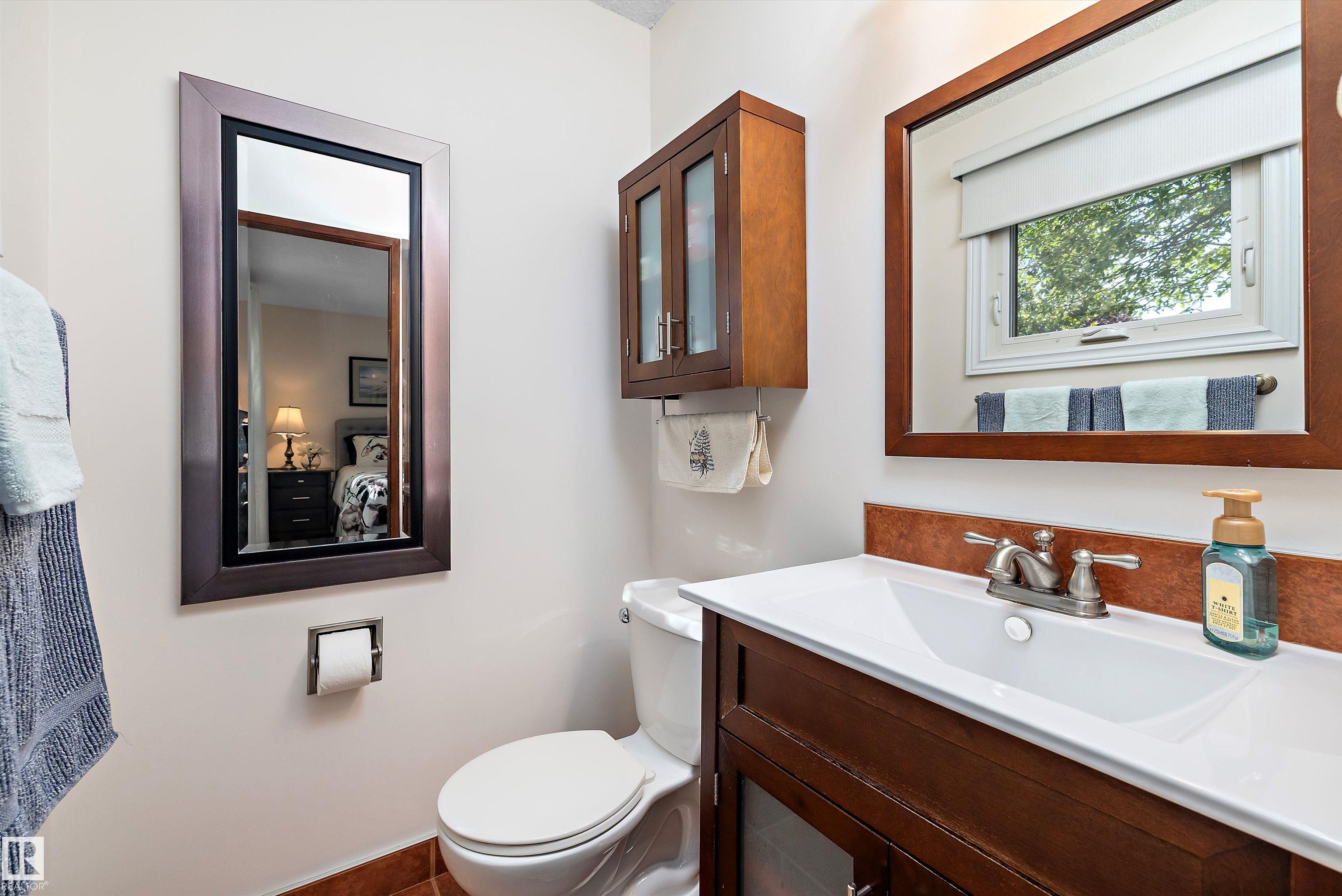 Photo 21 at 37 Malvern Drive, Mills Haven, Sherwood Park