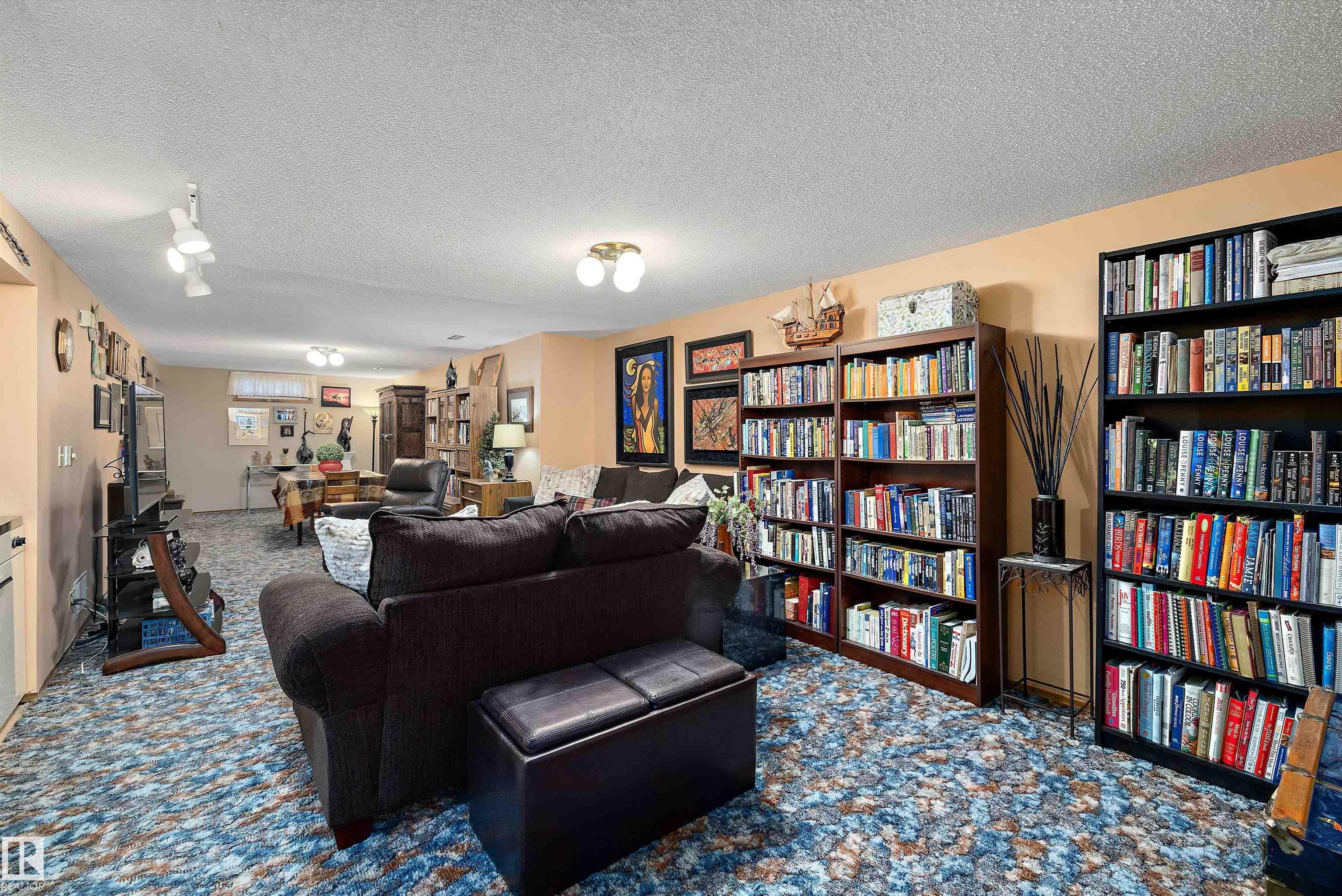 Photo 25 at 37 Malvern Drive, Mills Haven, Sherwood Park