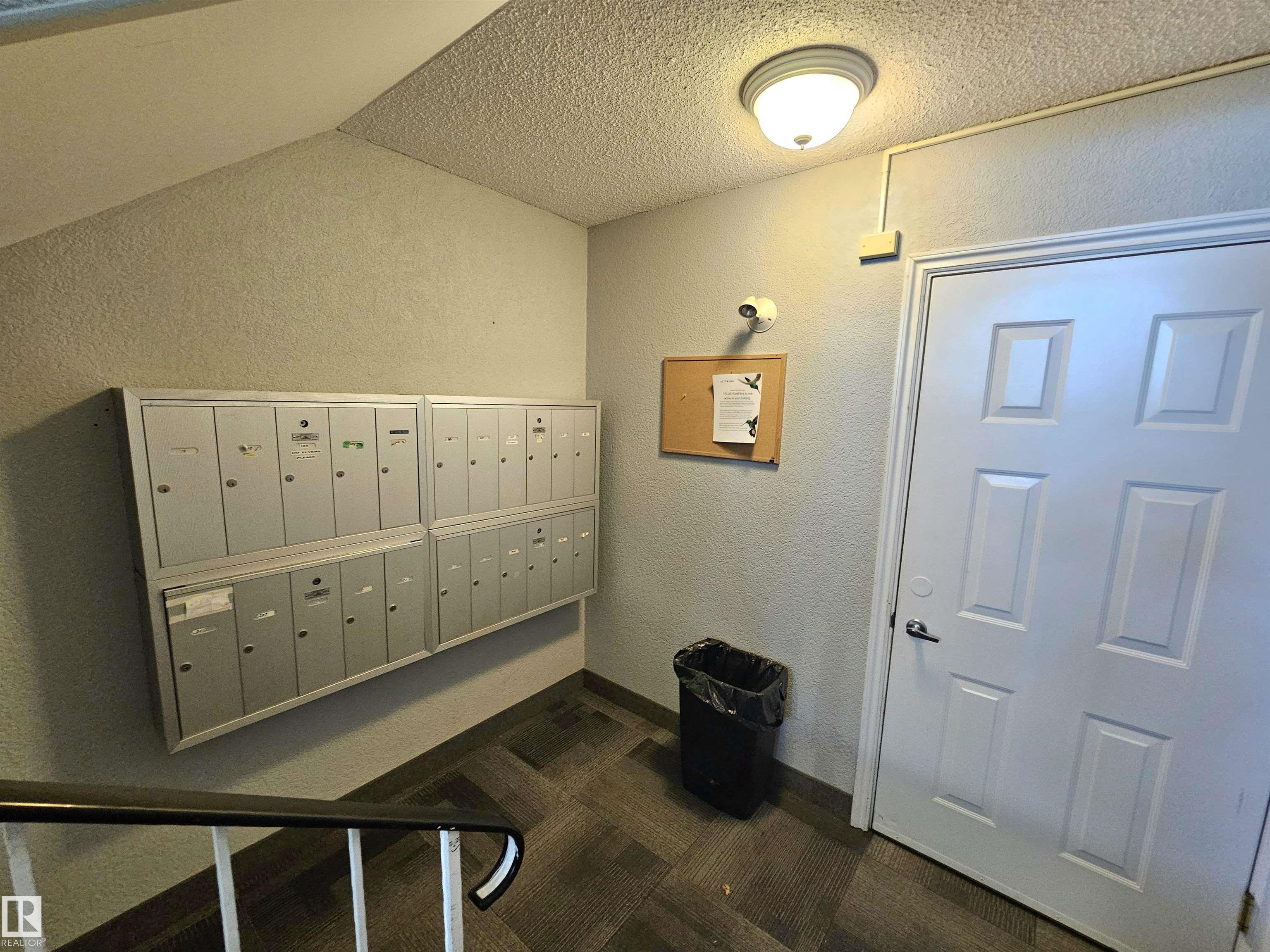 Photo 18 at 206 - 8930 149 Street NW, Jasper Park, Edmonton