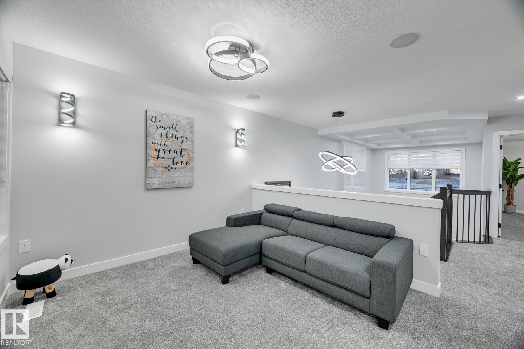 https://zimg.paragon.ice.com/ParagonImages/Property/PM/RAE/225396168/22/0/0/0e701d8a4b173d881dc26917457a33a9/1/de2f20965236aa762a447791648ad943/225396168-50ff1f73-bbab-4074-8abe-c2831dda0a0a.JPG