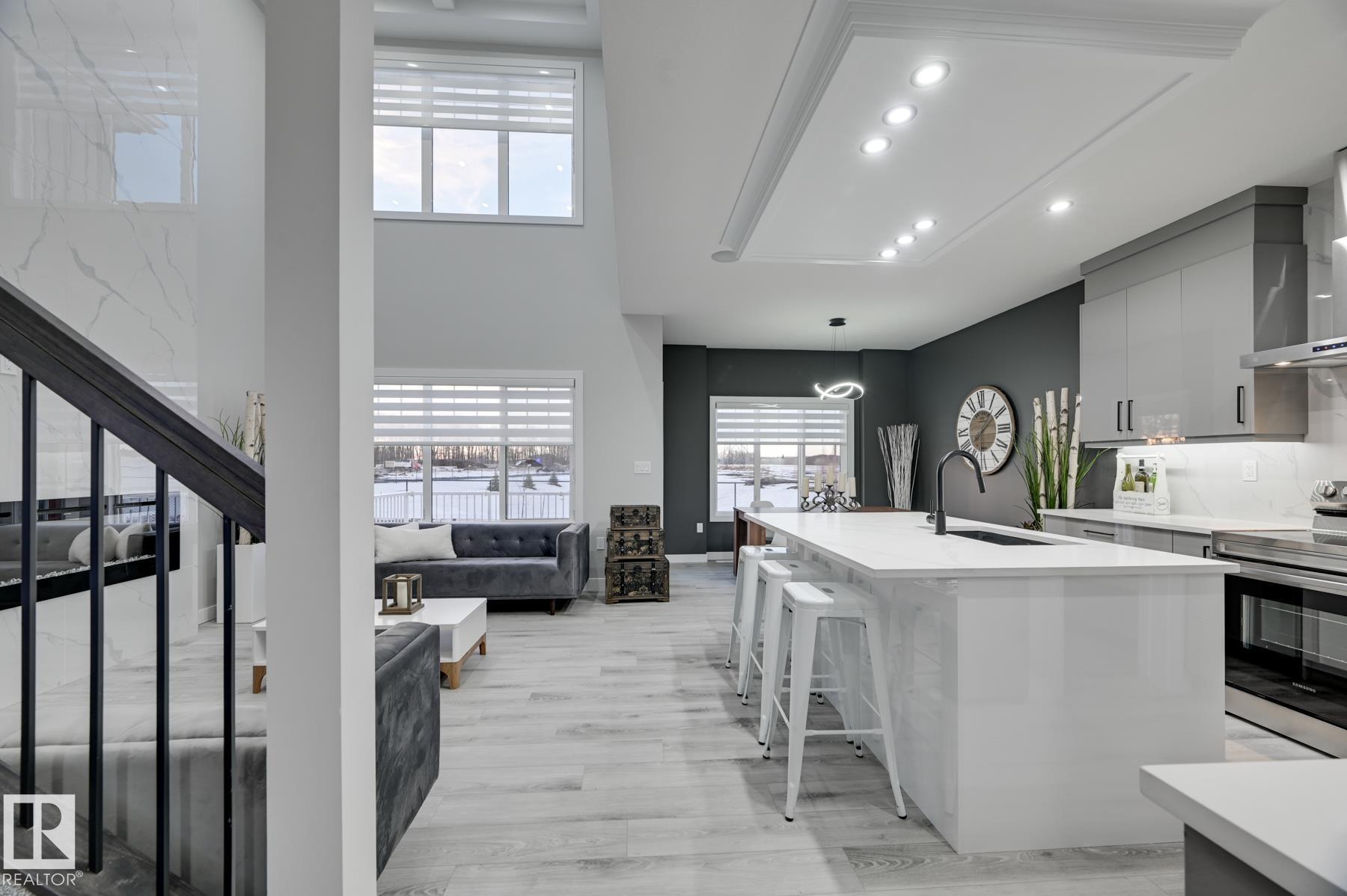 https://zimg.paragon.ice.com/ParagonImages/Property/PM/RAE/225396168/6/0/0/9c08045530202f2e58814a42bf6eaf16/1/de2f20965236aa762a447791648ad943/225396168-1c81e804-f5d7-49f7-8598-1171f67adffb.JPG