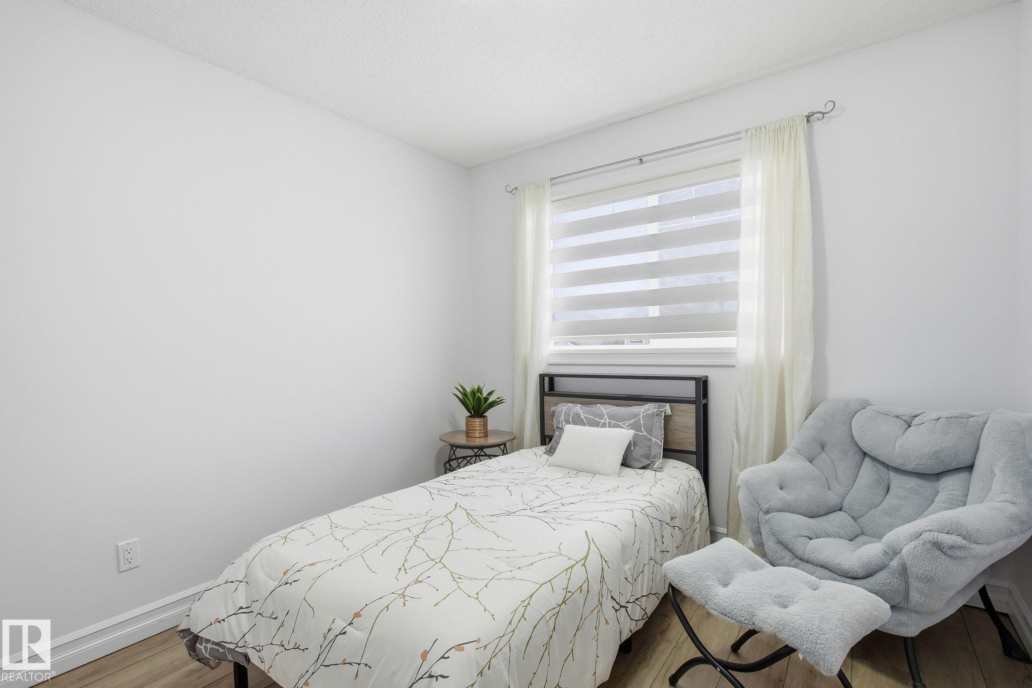 Photo 31 at 3016 24 Avenue NW, Silver Berry, Edmonton