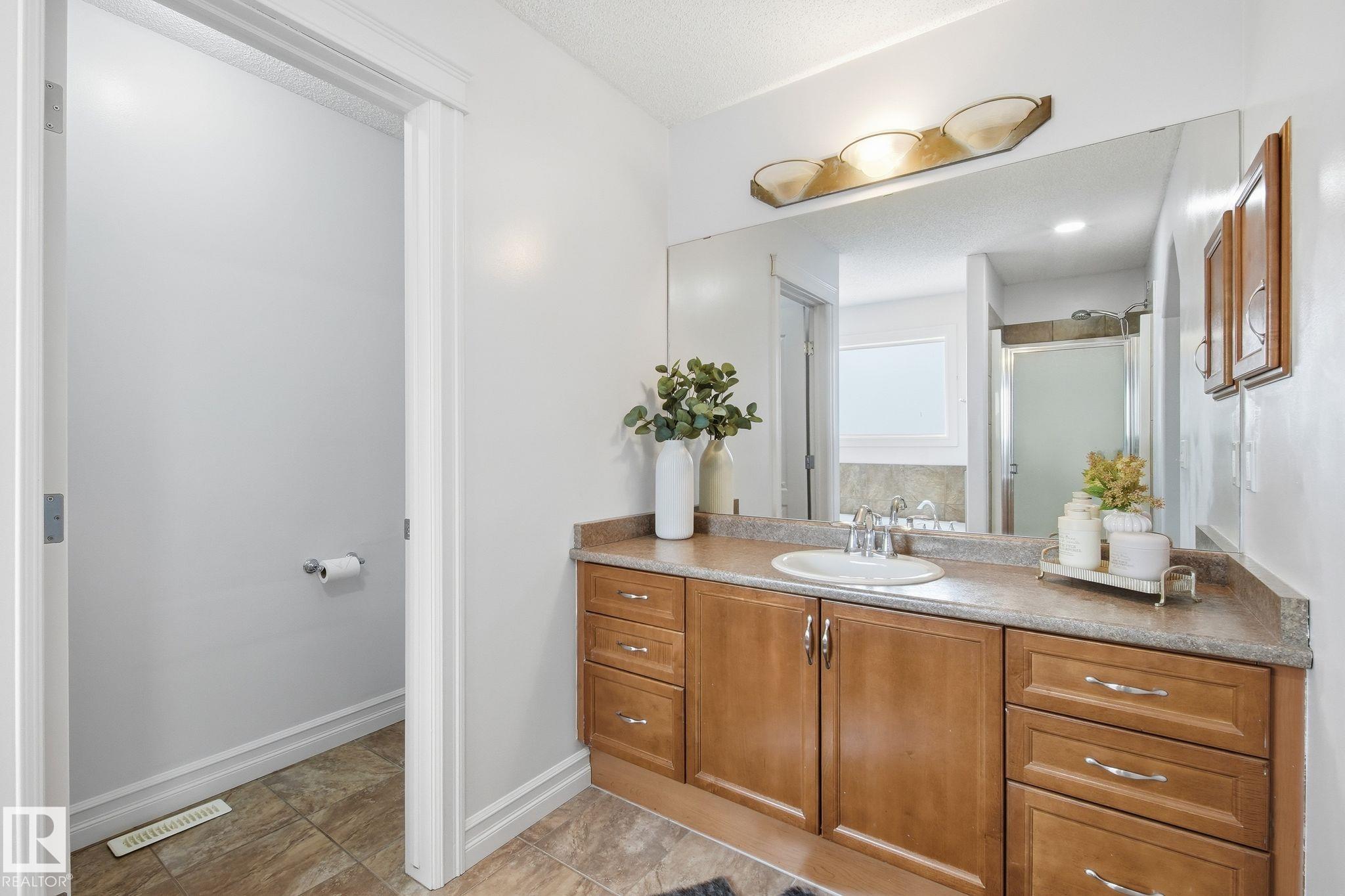 Photo 34 at 3016 24 Avenue NW, Silver Berry, Edmonton