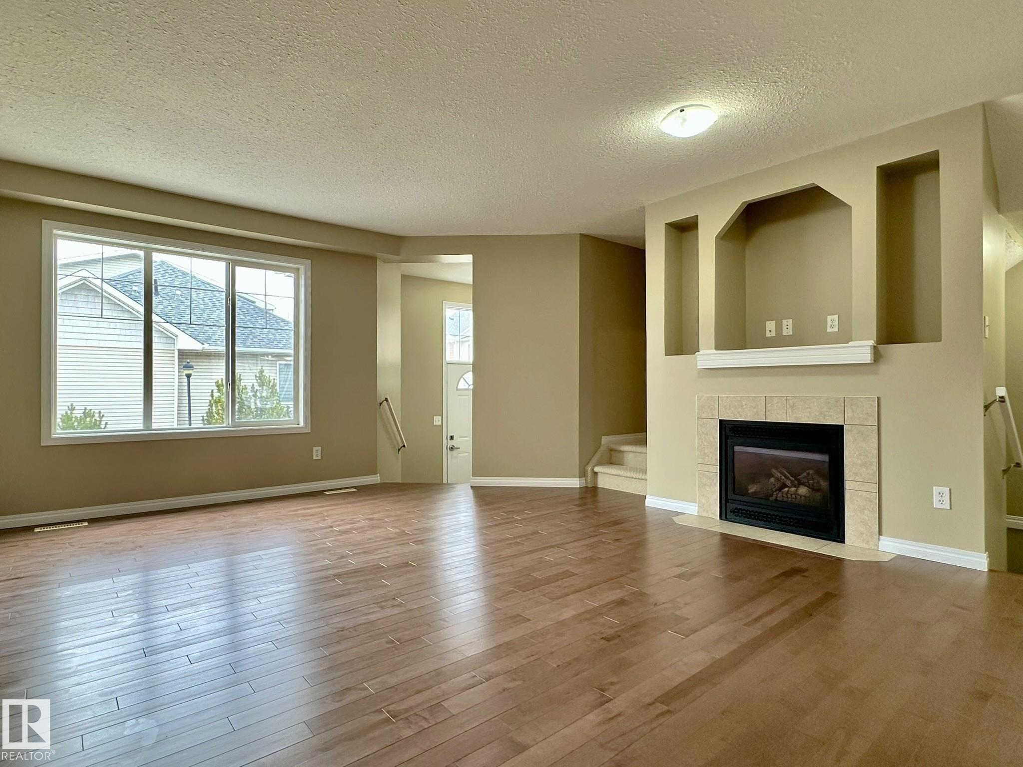 Photo 11 at 107 - 178 Bridgeport Boulevard, Bridgeport, Leduc