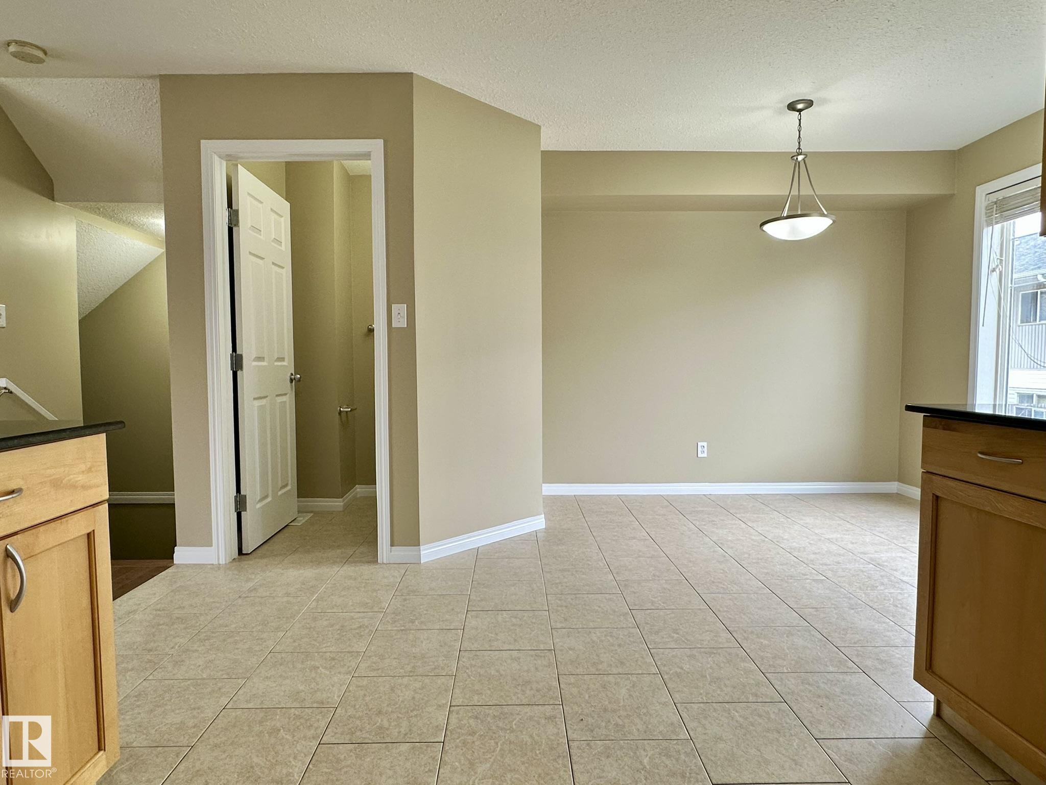 Photo 19 at 107 - 178 Bridgeport Boulevard, Bridgeport, Leduc