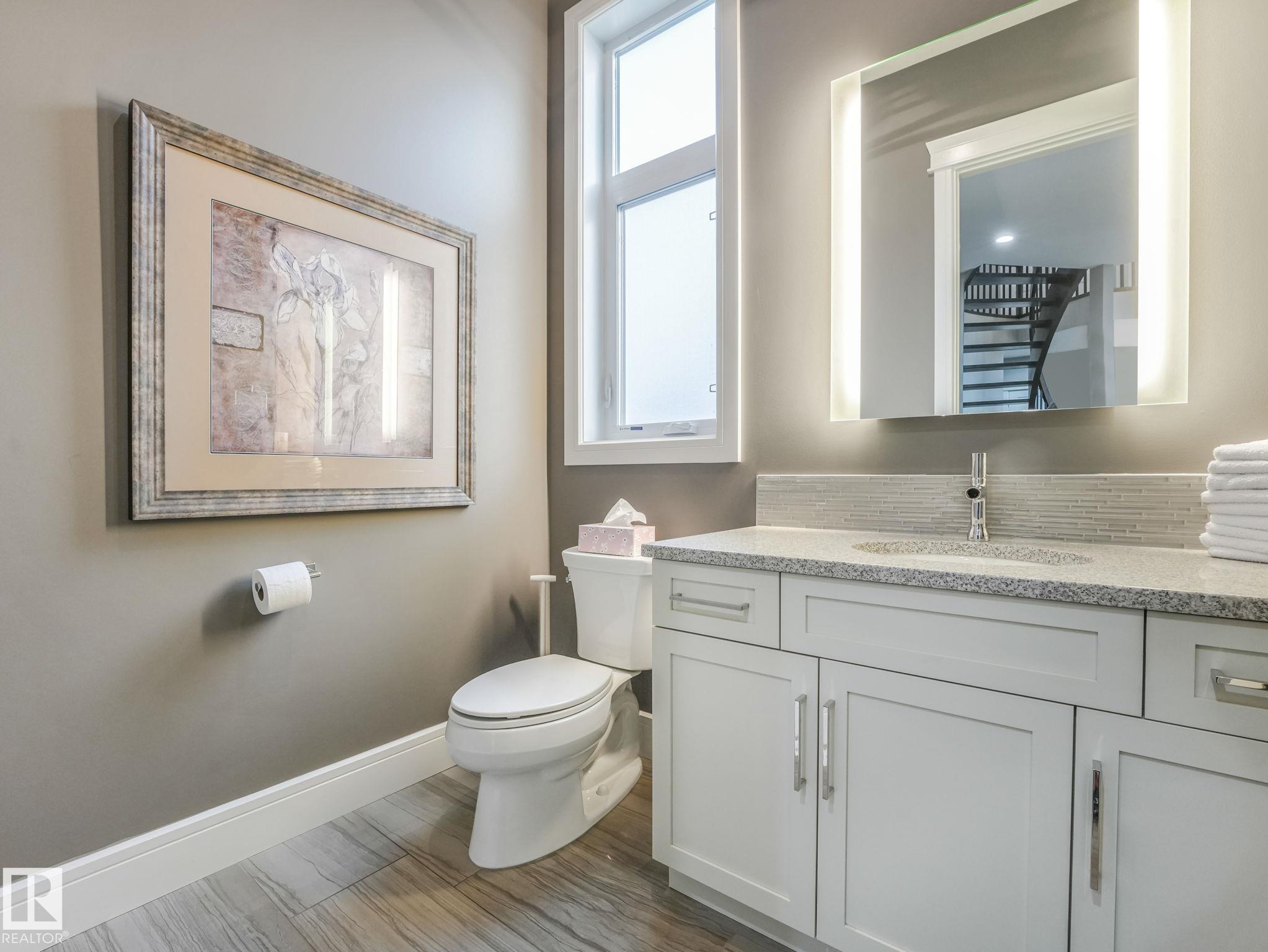 Photo 15 at 8927 120 Street NW, Windsor Park, Edmonton