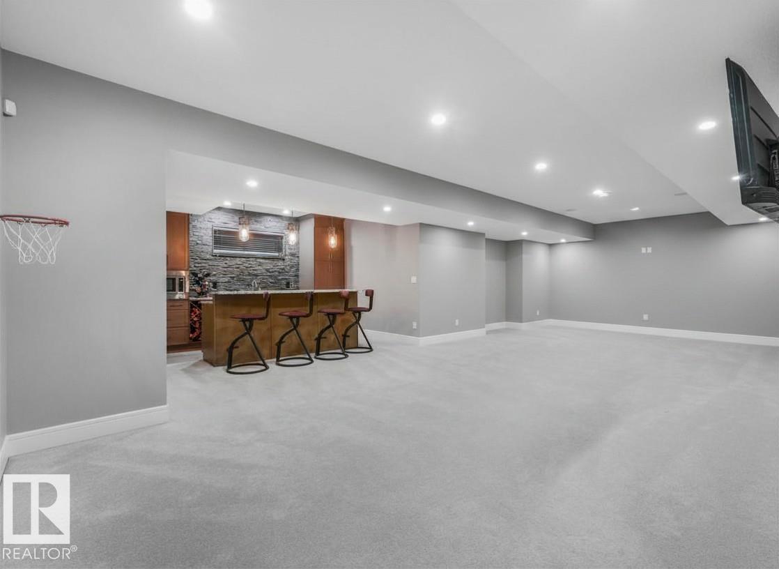 https://zimg.paragon.ice.com/ParagonImages/Property/PM/RAE/225396178/41/0/0/206d83d92fdf6b5103f6c77aefb3edb7/1/fad7c8f382d784a5b1fab0b3d9a1f577/225396178-5e5ccbc1-bb3b-4173-aaab-23b0caee5f7a.JPG