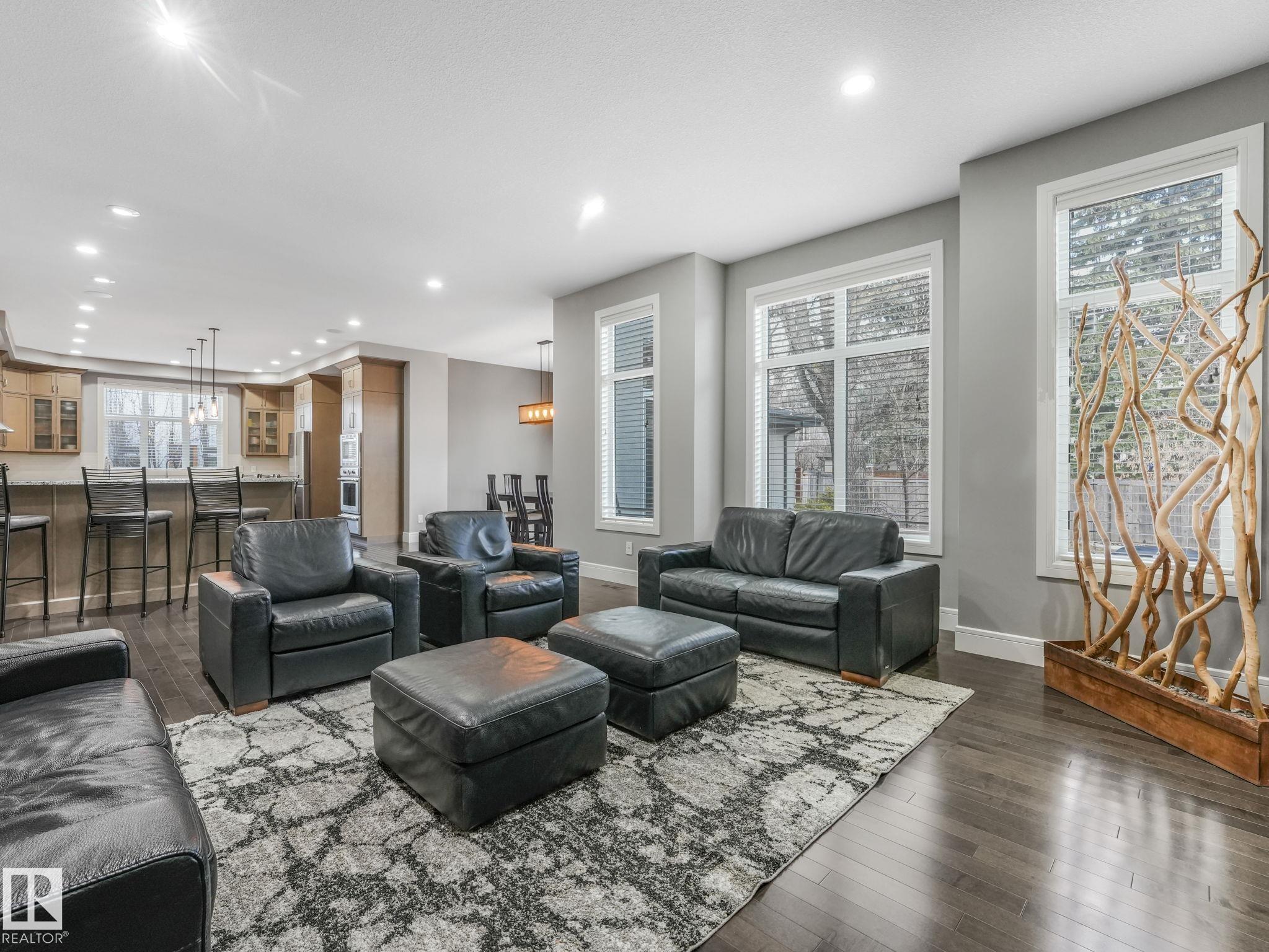 Photo 7 at 8927 120 Street NW, Windsor Park, Edmonton