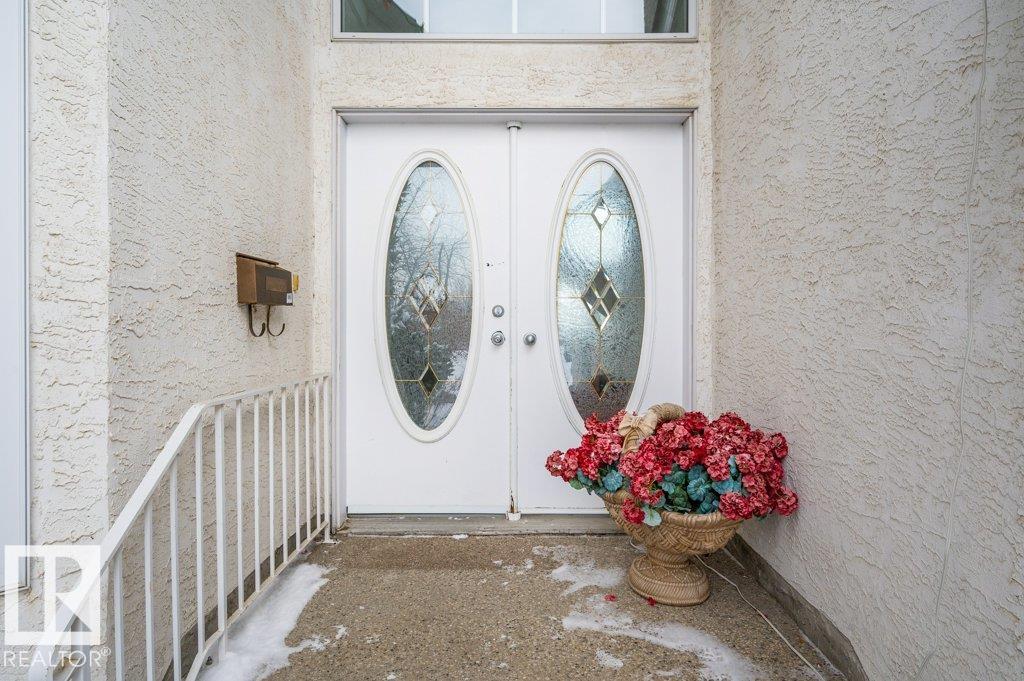 Photo 12 at 877 Nottingham Boulevard, Nottingham, Sherwood Park